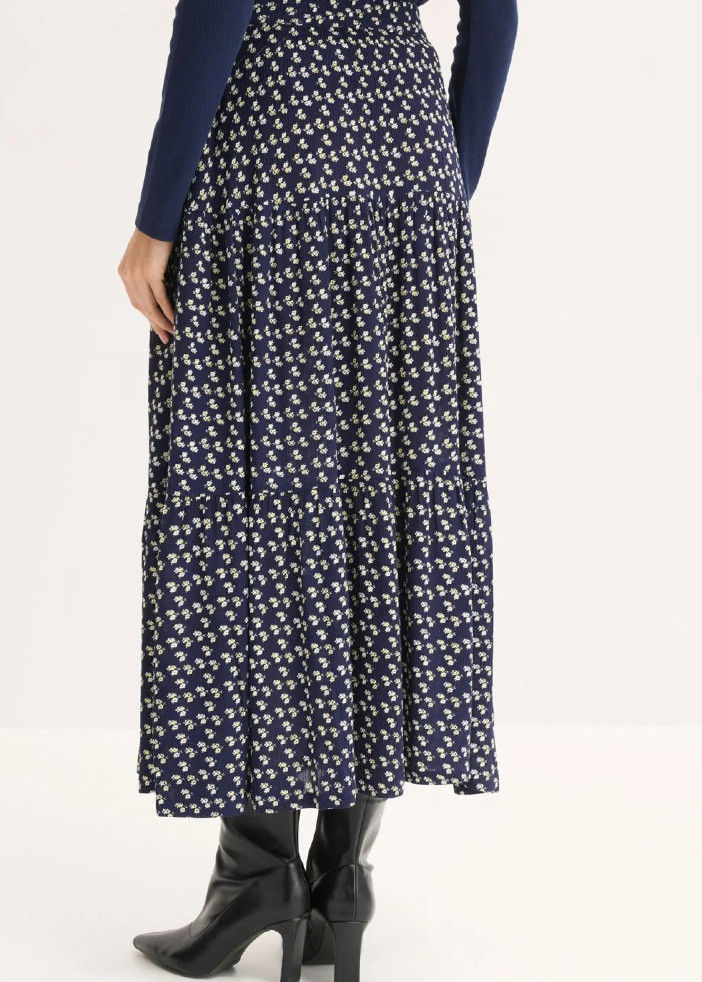 bonprix bonprix Faldas|Novedades>Falda maxi a capas con viscosa estructurada Azul marino de flores