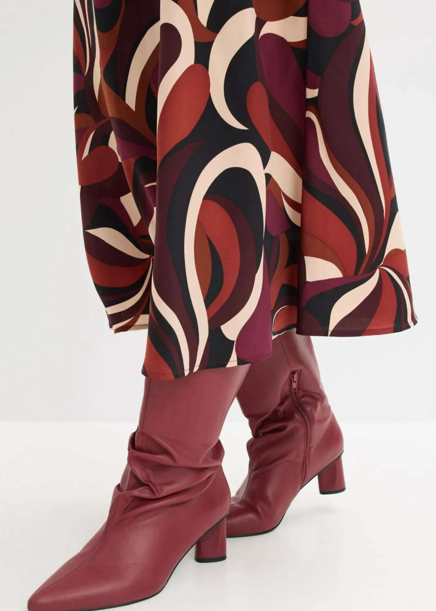 Mujer bonprix bonprix Falda midi de satén fluido