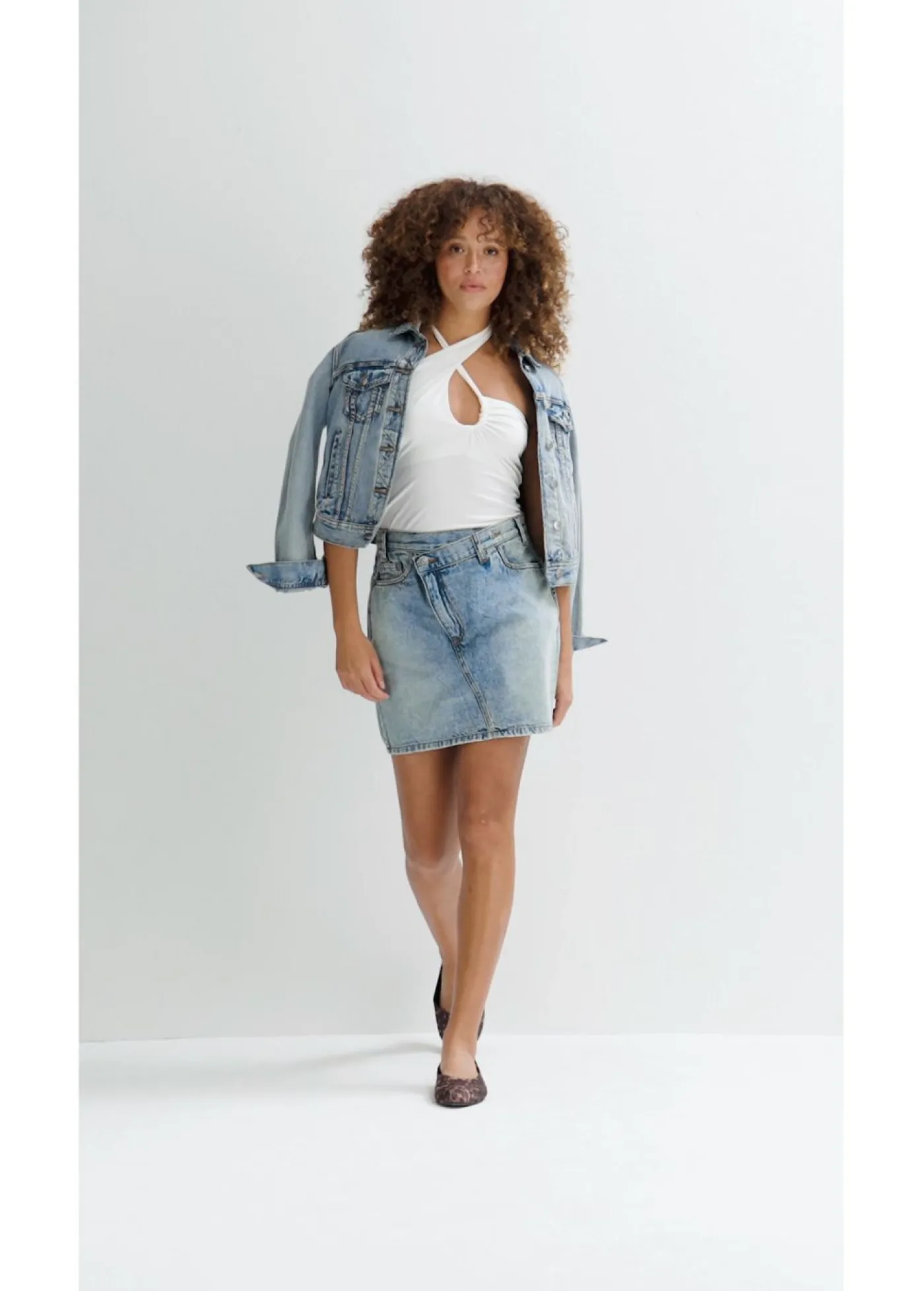 bonprix bonprix Faldas>Falda vaquera con cinturilla asimétrica Azul piedra usado