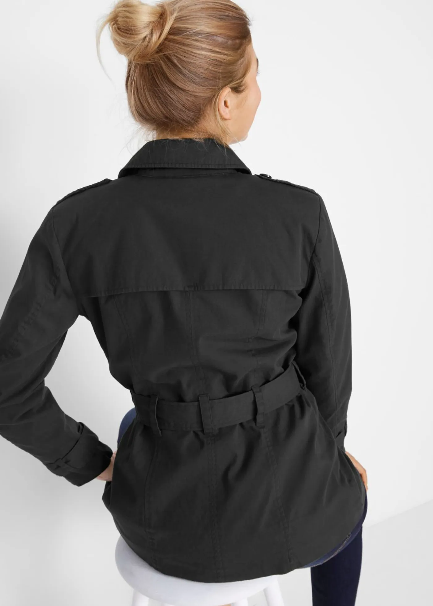 bonprix bonprix Chaquetas Y Abrigos>Gabardina corta Negro
