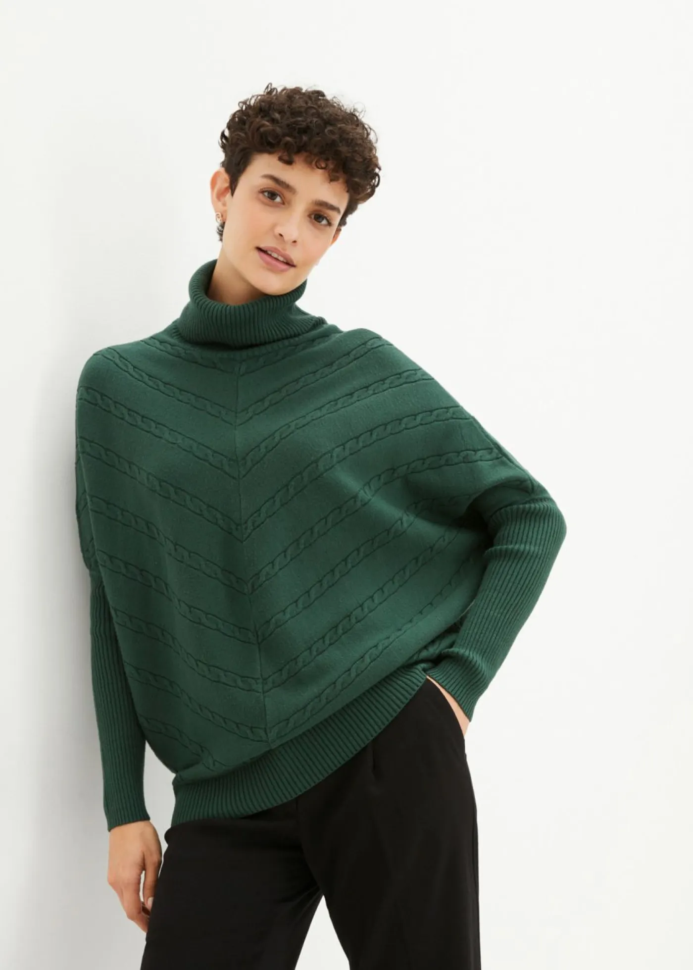 bonprix bonprix Jerséis|Ropa De Punto>Jersey de cuello alto Verde oscuro