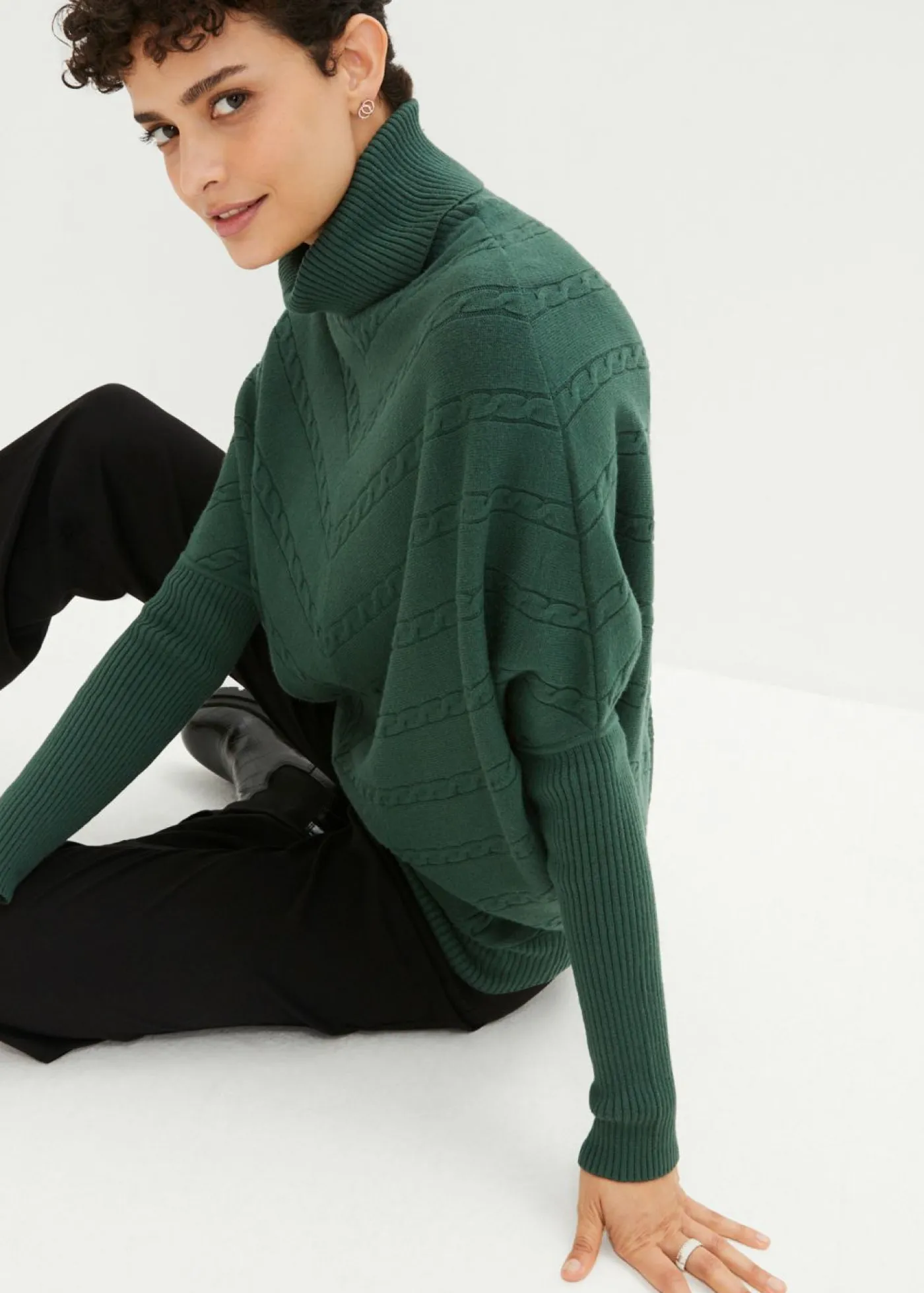 bonprix bonprix Jerséis|Ropa De Punto>Jersey de cuello alto Verde oscuro
