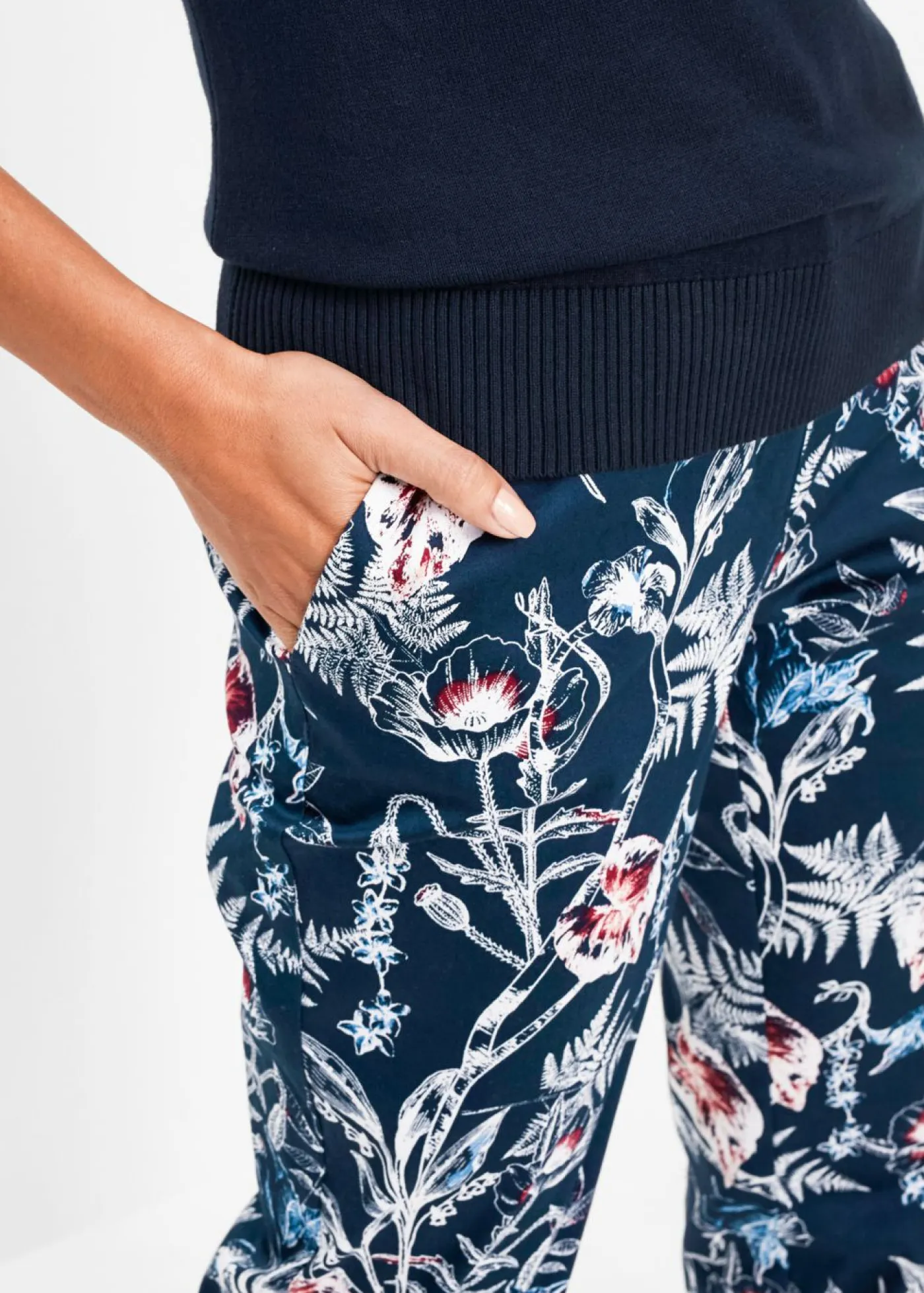 bonprix bonprix Básicos|Jerséis>Jersey de cuello alto y manga corta Azul marino