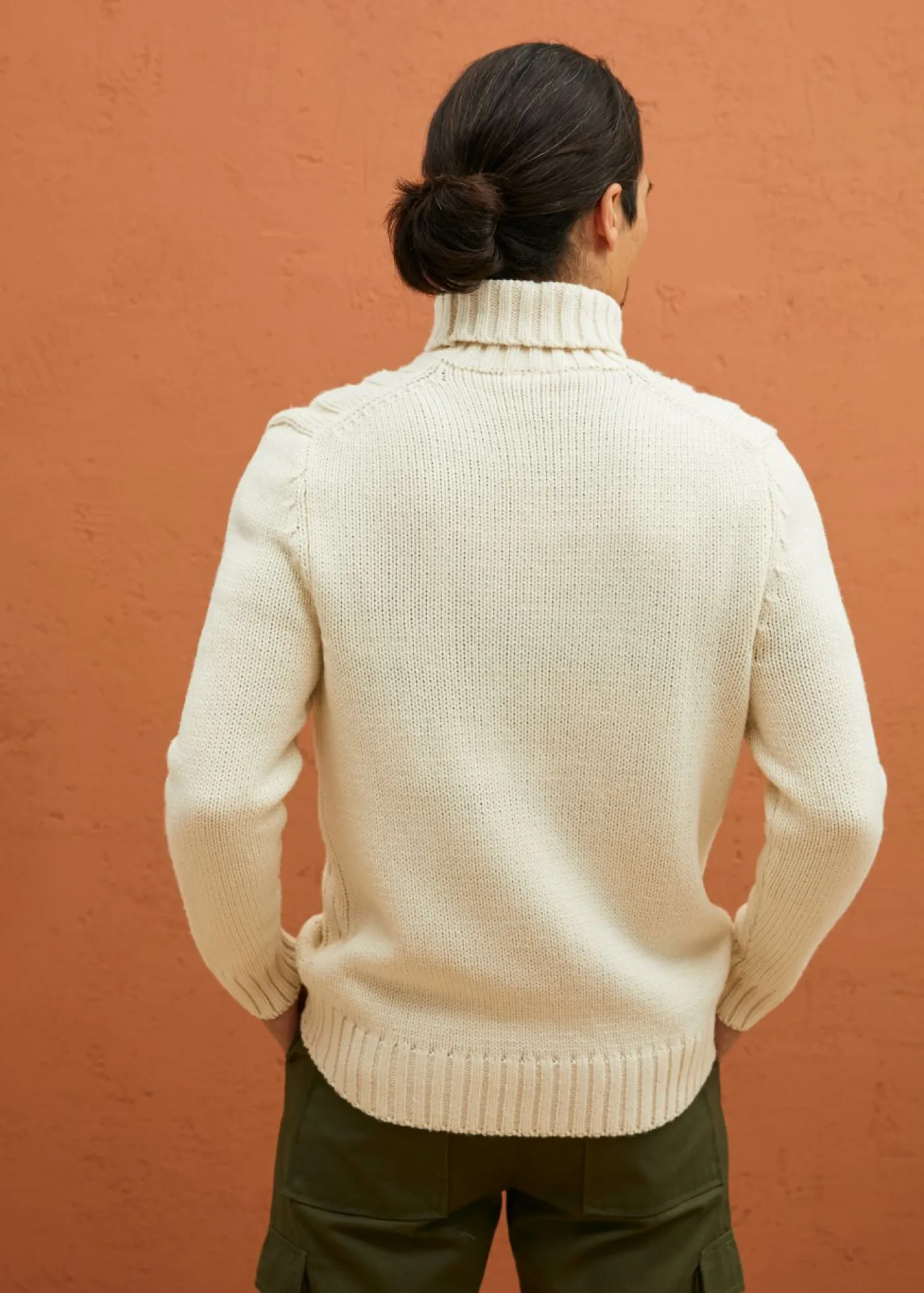 Hombre bonprix bonprix Jersey de cuello vuelto con patrón trenzado