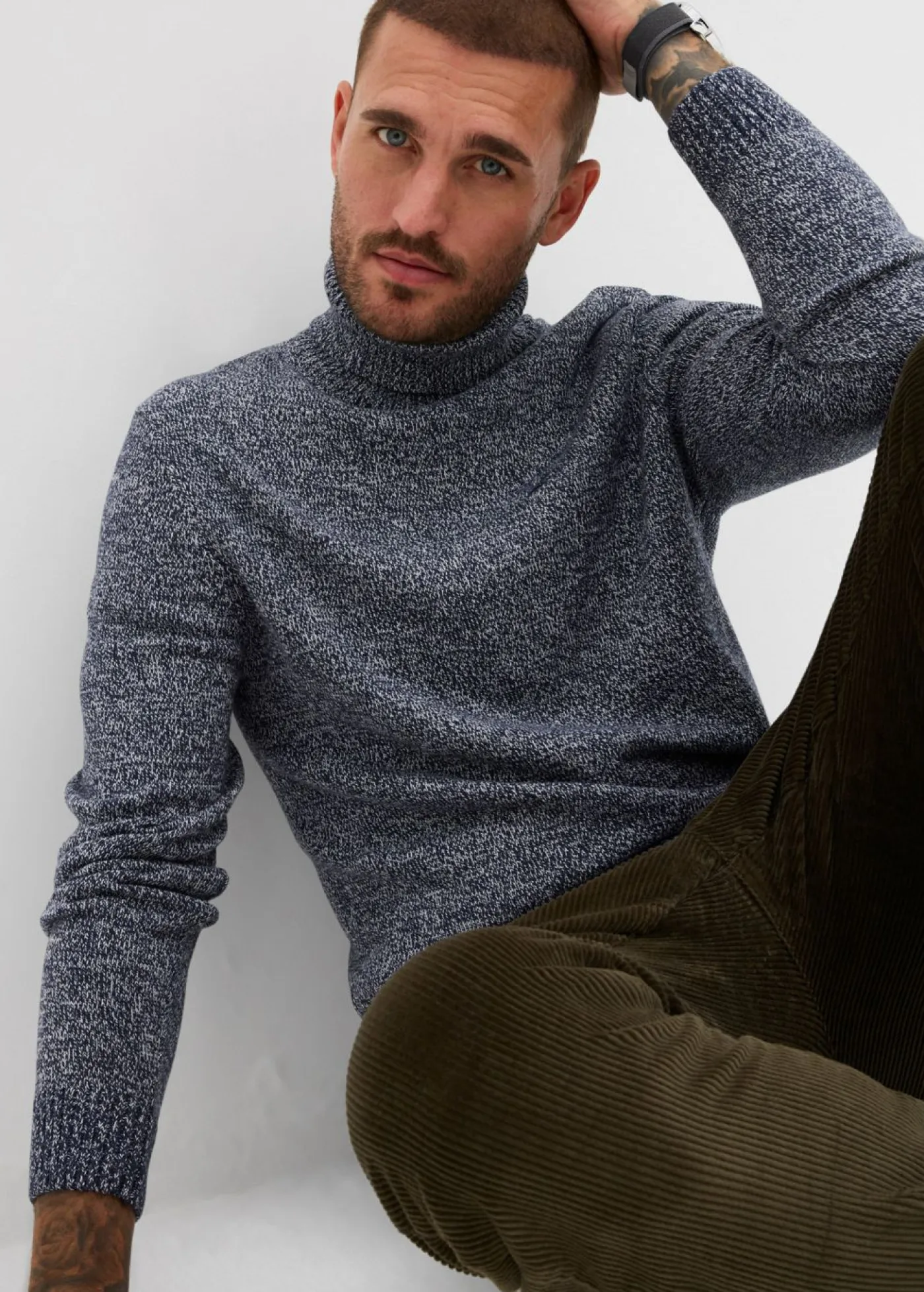 bonprix bonprix Básicos En Rebajas|Jerséis Y Cárdigans>Jersey de cuello vuelto con algodón Azul marino/blanco jaspeado