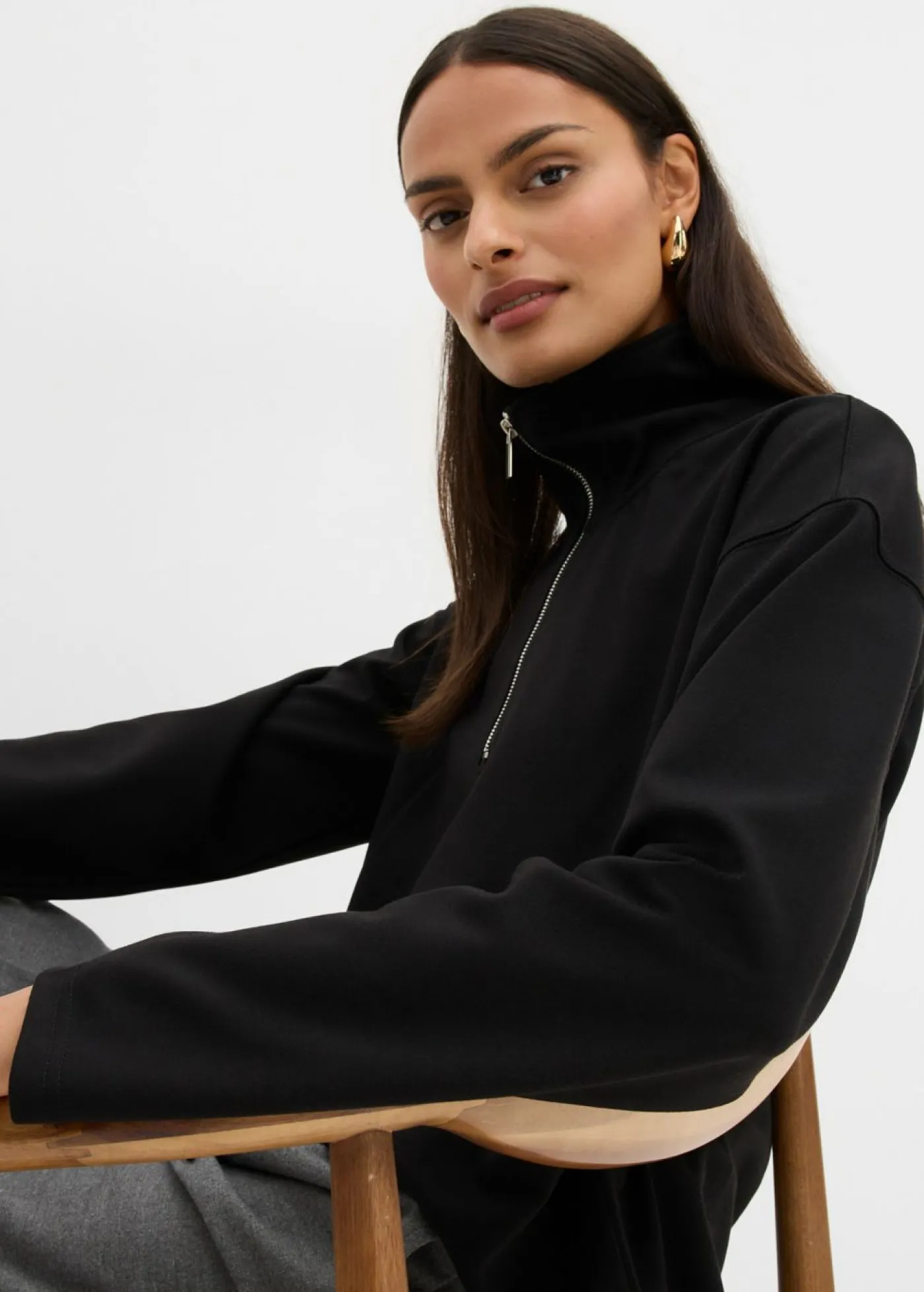 bonprix bonprix Esenciales|Jerséis>Jersey de mezcla de viscosa con cuello troyer Negro