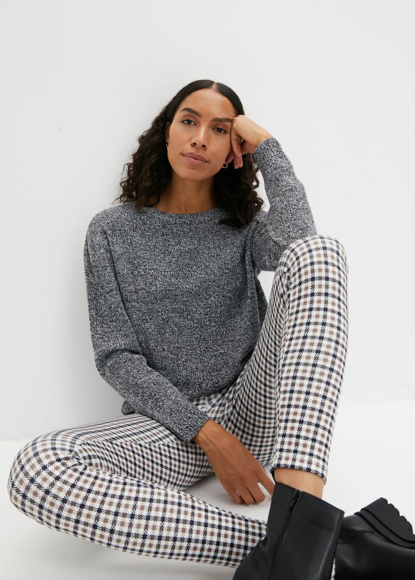 Mujer bonprix bonprix Jersey de punto con cuello redondo jaspeado