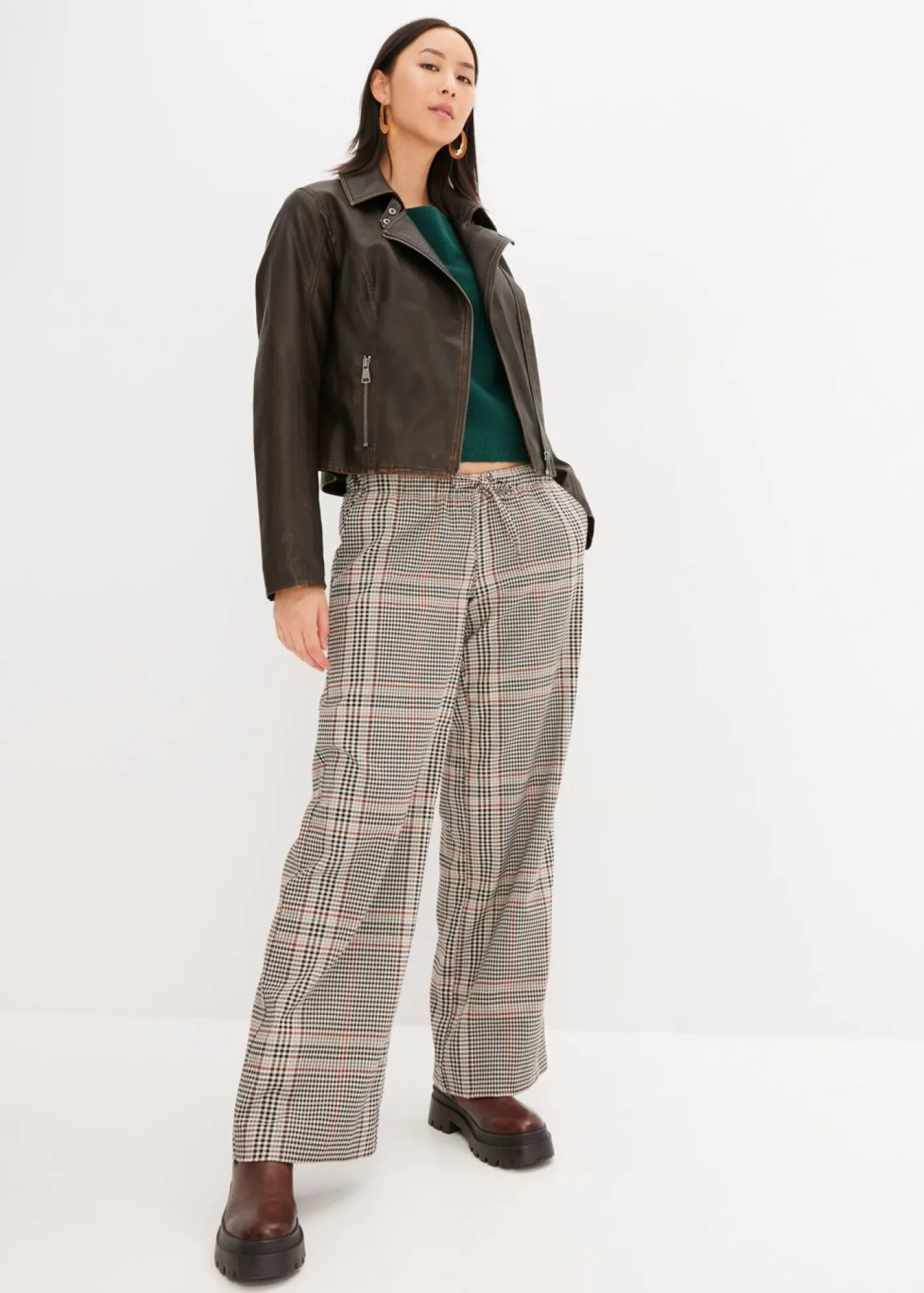 bonprix bonprix Jerséis|Ropa De Punto>Jersey de punto con escote barco Verde bosque