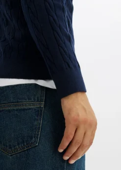 Hombre bonprix bonprix Jersey de punto fino con patrón trenzado de suave mezcla de algodón, slim fit