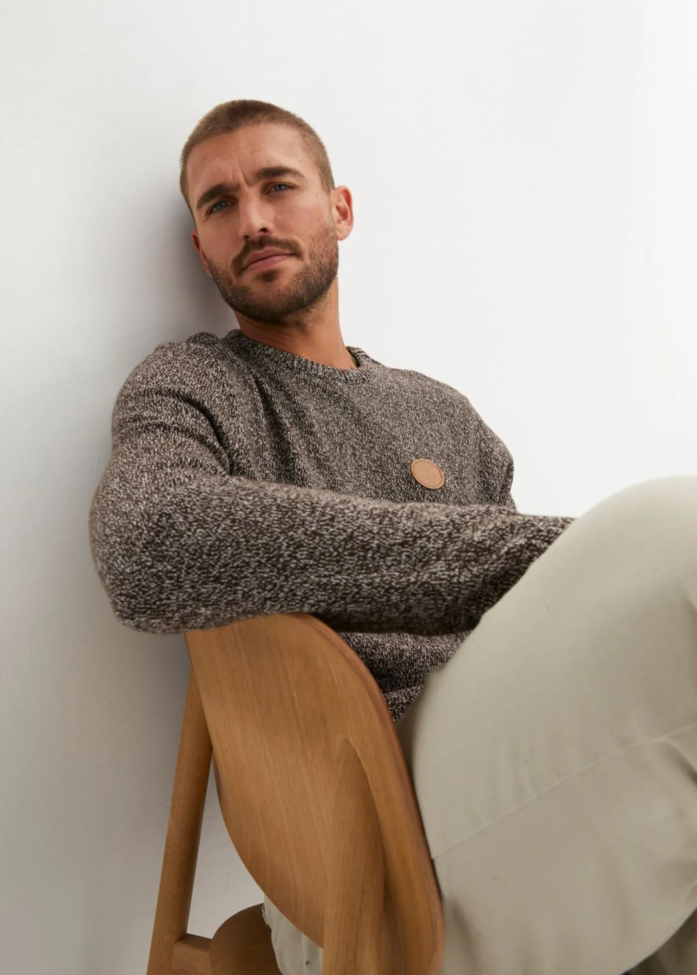 bonprix bonprix Jerséis Y Cárdigans>Jersey de punto fino con algodón puro marrón oscuro moteado