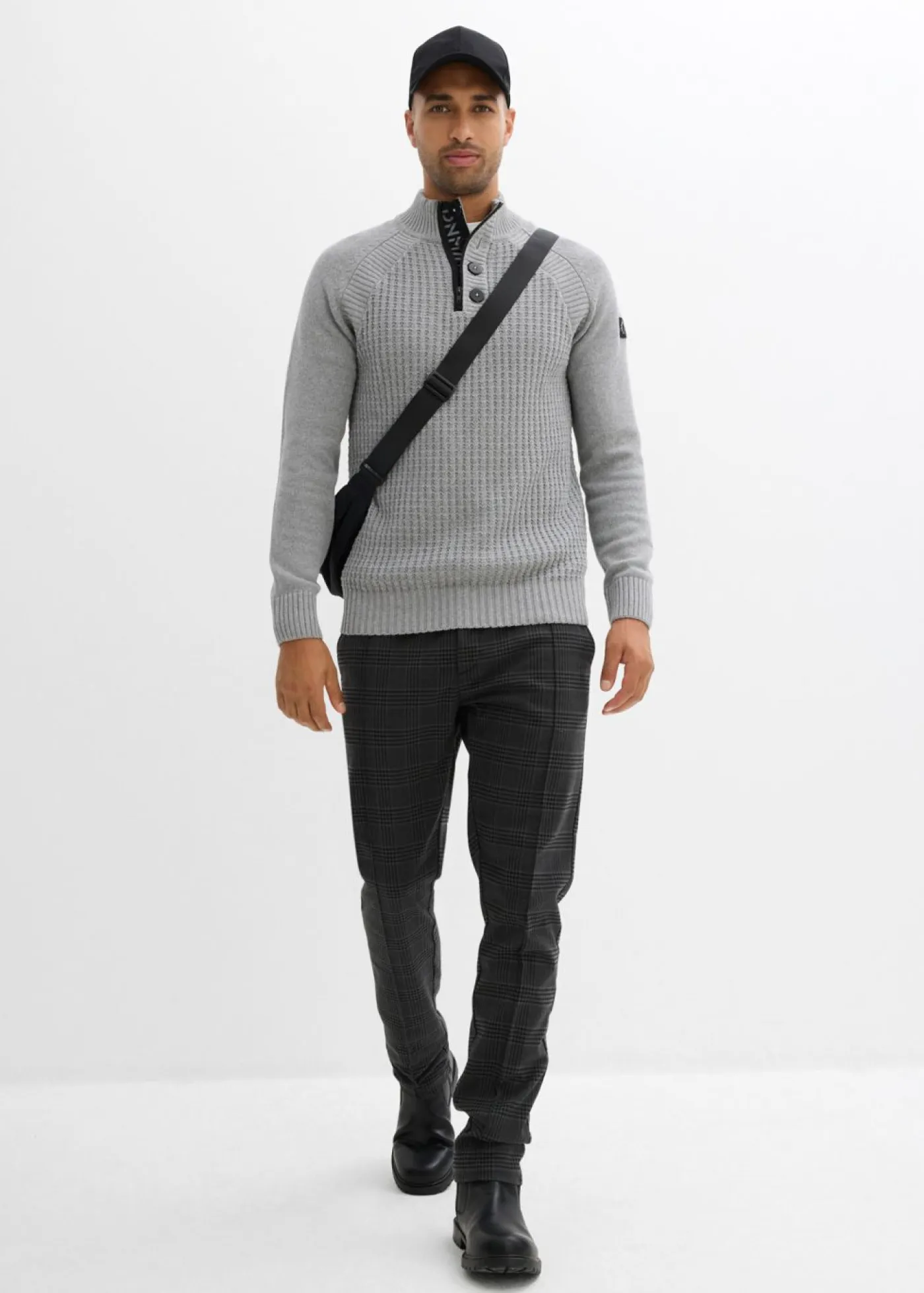 bonprix bonprix Jerséis Y Cárdigans>Jersey estructurado de algodón reciclado con cuello alto Gris jaspeado