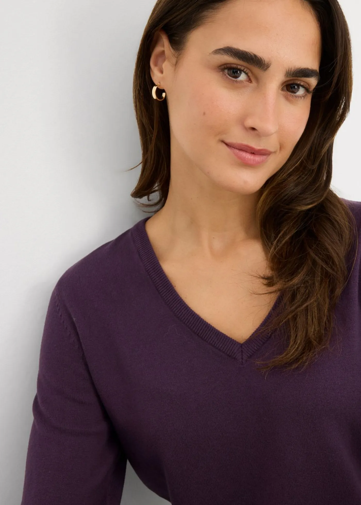 Mujer bonprix bonprix Jersey largo básico, de punto fino, con escote en V