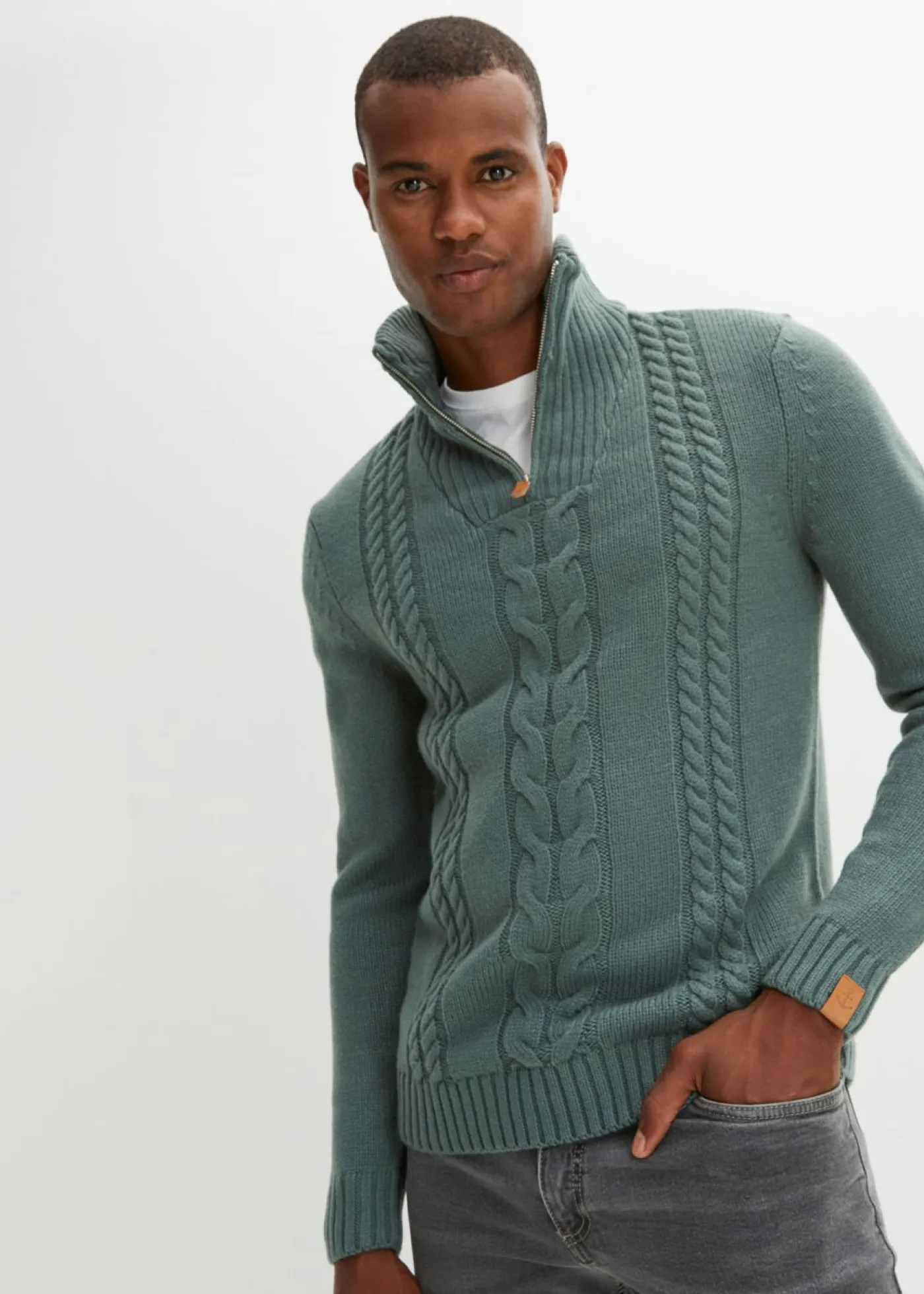 bonprix bonprix Básicos En Rebajas|Jerséis Y Cárdigans>Jersey troyer de punto grueso y patrón trenzado Verde grisáceo