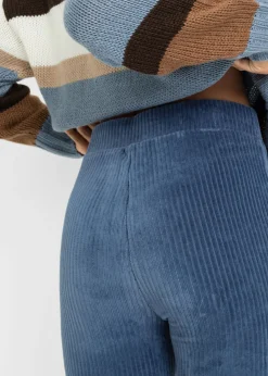 bonprix bonprix Pantalones><noscript><img width=