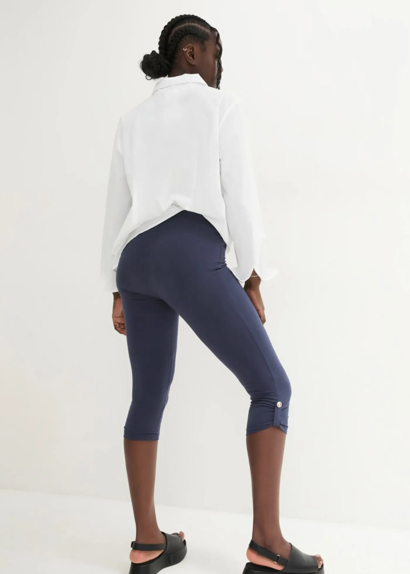 bonprix bonprix Pantalones>Leggings capri de algodón orgánico Azul marino
