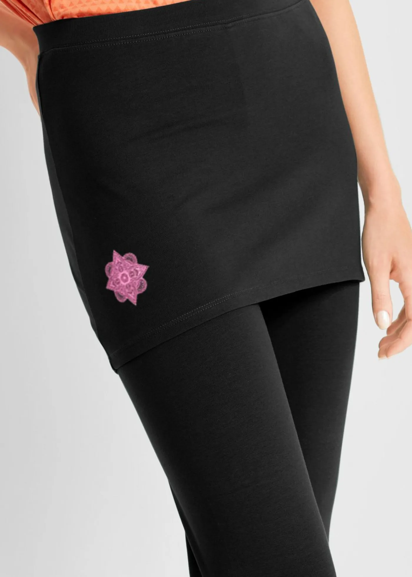 bonprix bonprix Ropa Deportiva|Pantalones>Leggings deportivos con falda, hasta el tobillo Negro con estampado gráfico