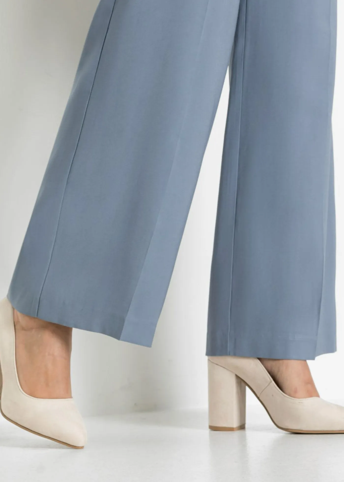 bonprix bonprix Pantalones|Novedades>Ligero pantalón Marlene con viscosa Azul mate