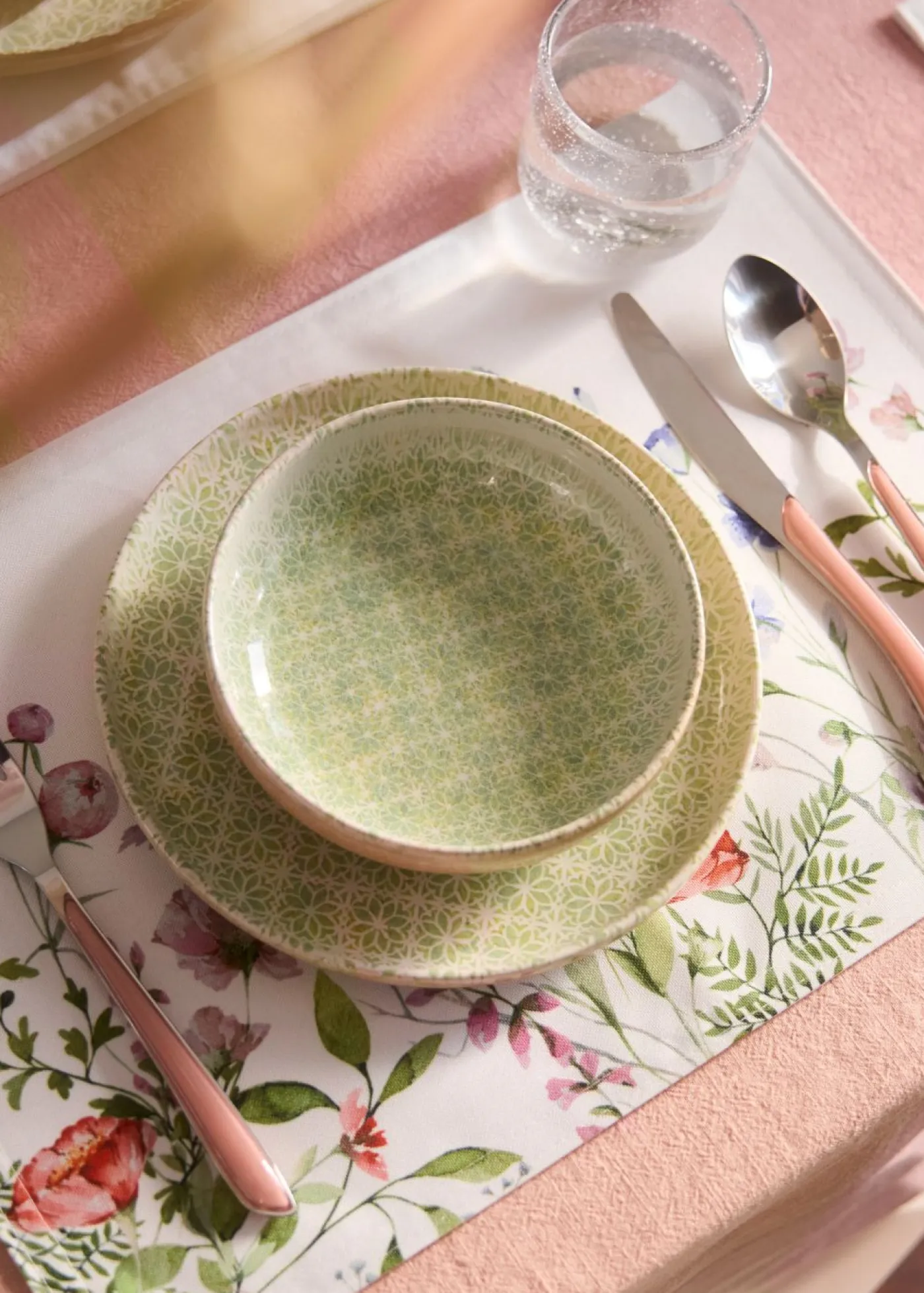 bonprix bonprix Primavera|Vajilla>Manteles individuales con estampado de flores (4 unidades) blanco-multicolor