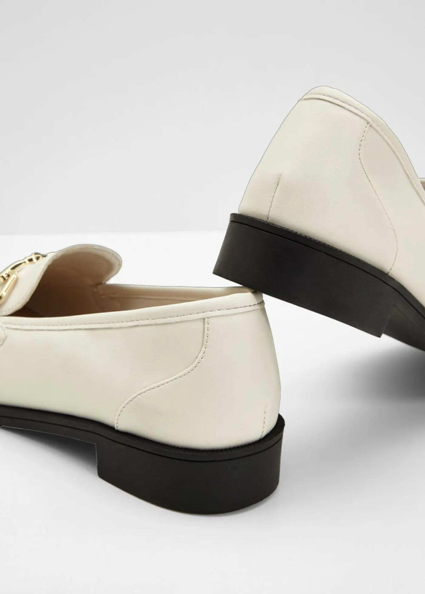 bonprix bonprix Mocasines|Zapatos Primavera-Verano>Mocasines con hebilla blanco perla