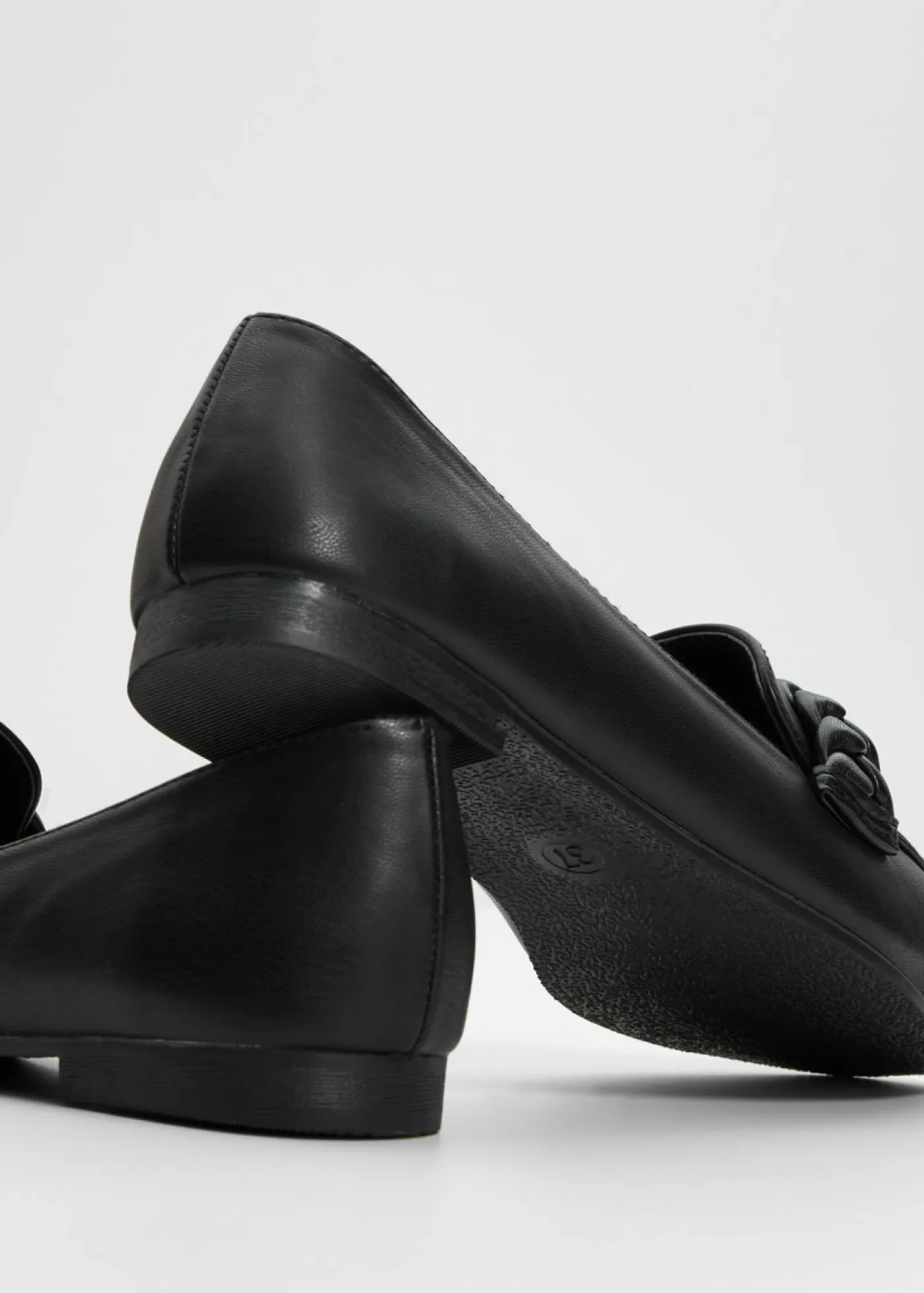 bonprix bonprix Tendencias·Zapatos Veganos|Mocasines>Mocasín Negro