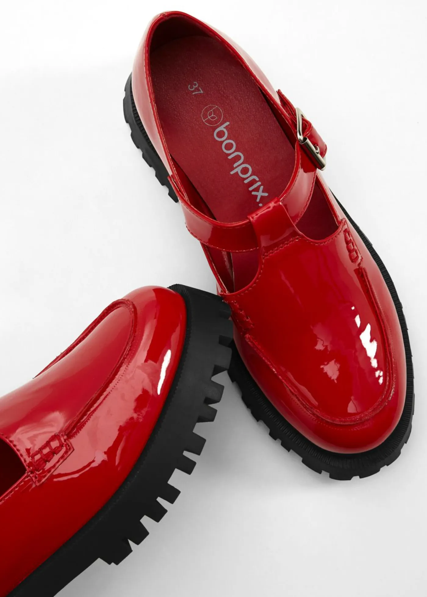 bonprix bonprix Zapatos Primavera-Verano|Mocasines Y Zapatos Planos>Mocasín chunky con aberturas Rojo