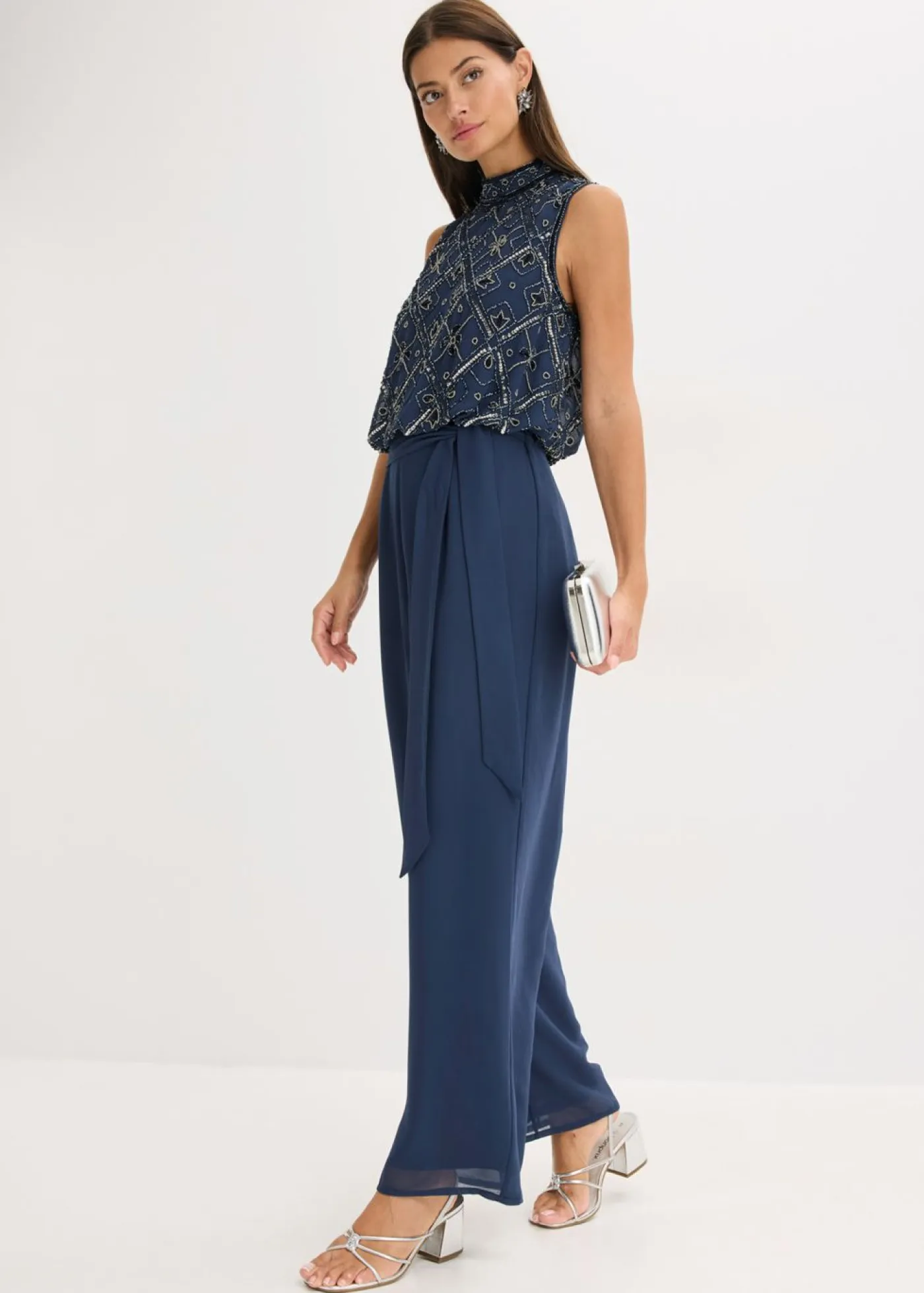 bonprix bonprix Monos|Ropa Elegante>Mono con bordado de perlas azul marino-plata