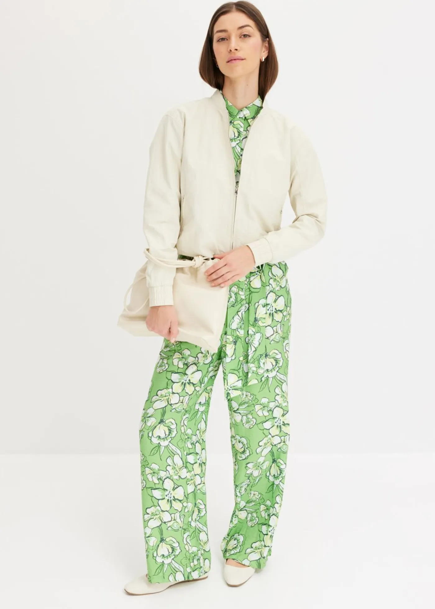 bonprix bonprix Monos>Mono de mezcla de viscosa fluida Verde trébol