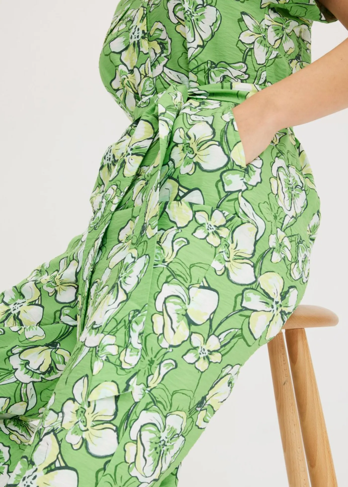 bonprix bonprix Monos>Mono de mezcla de viscosa fluida Verde trébol