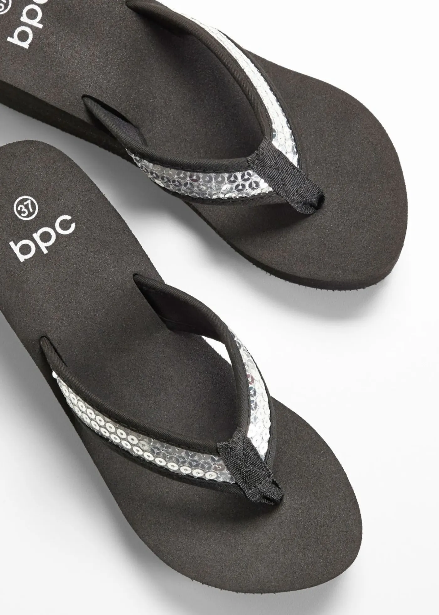 bonprix bonprix Tendencias·Zapatos Veganos|Zapatos Primavera-Verano>Mules de cuña Negro