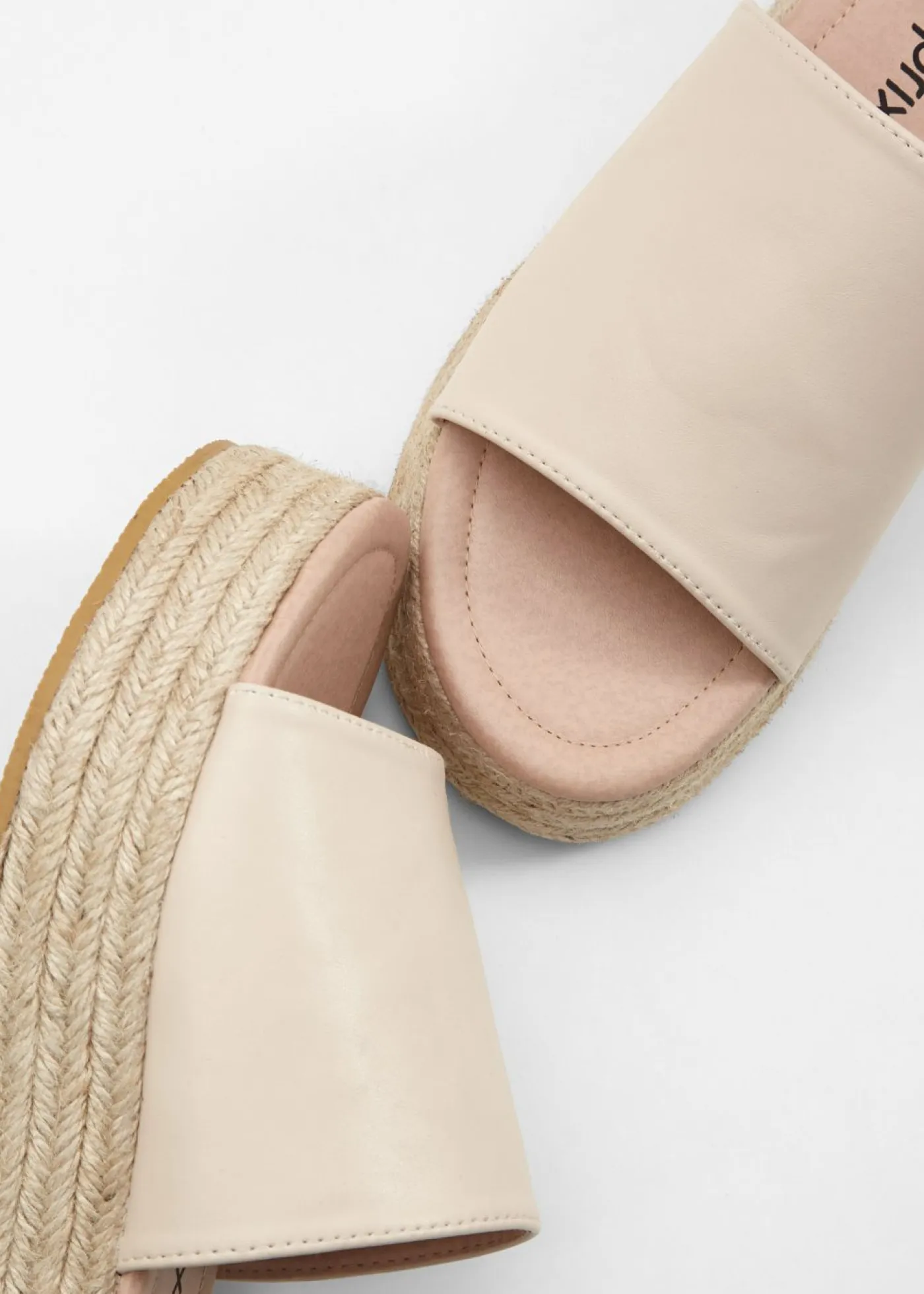 Mujer bonprix bonprix Mules de plataforma con aspecto de rafia