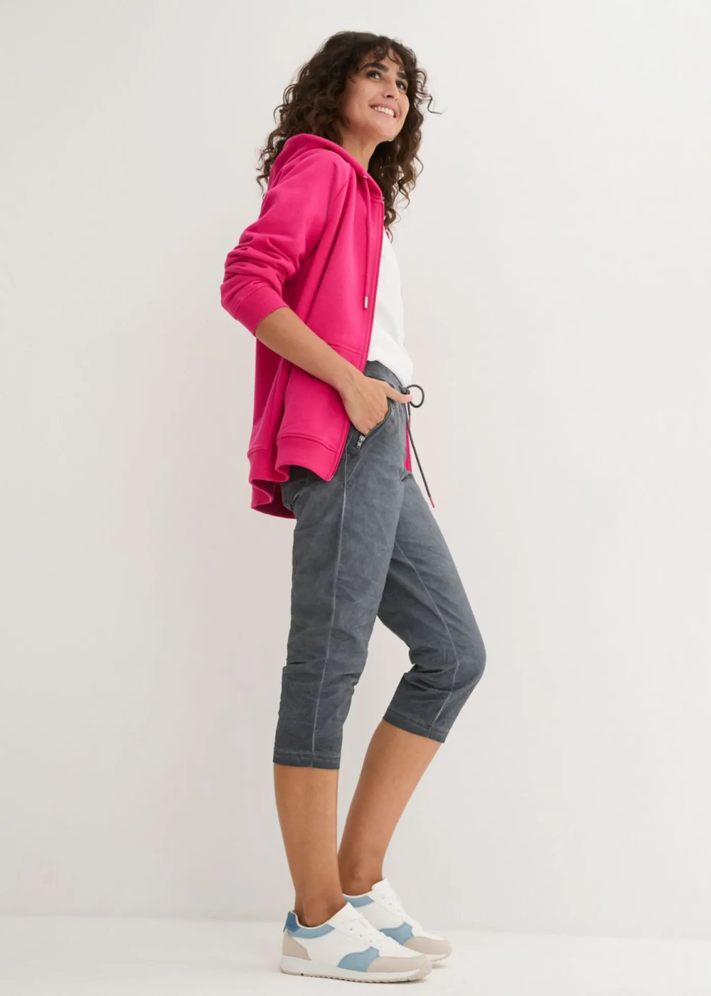 Mujer bonprix bonprix Pantalón 3/4 con cordón en contraste