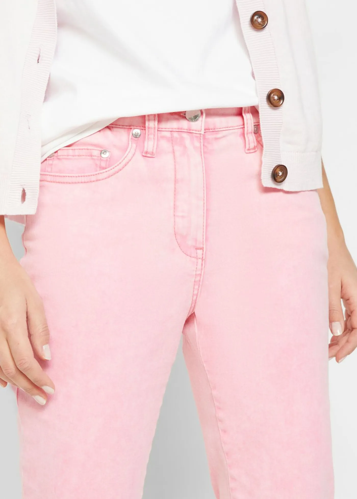 bonprix bonprix Pantalones>Pantalón acortado de sarga con aspecto desgastado Rosa brillante