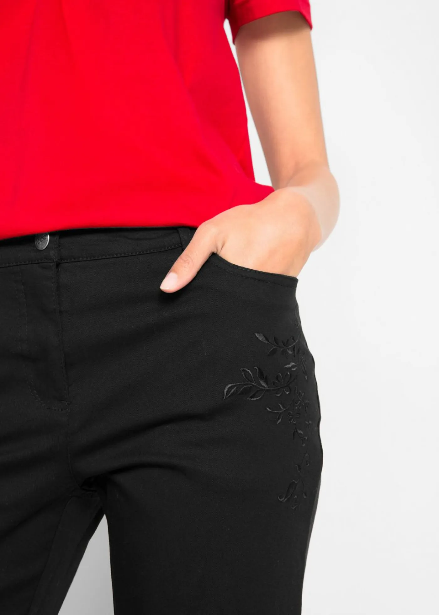 bonprix bonprix Pantalones>Pantalón capri de algodón con cintura cómoda y aberturas laterales Negro