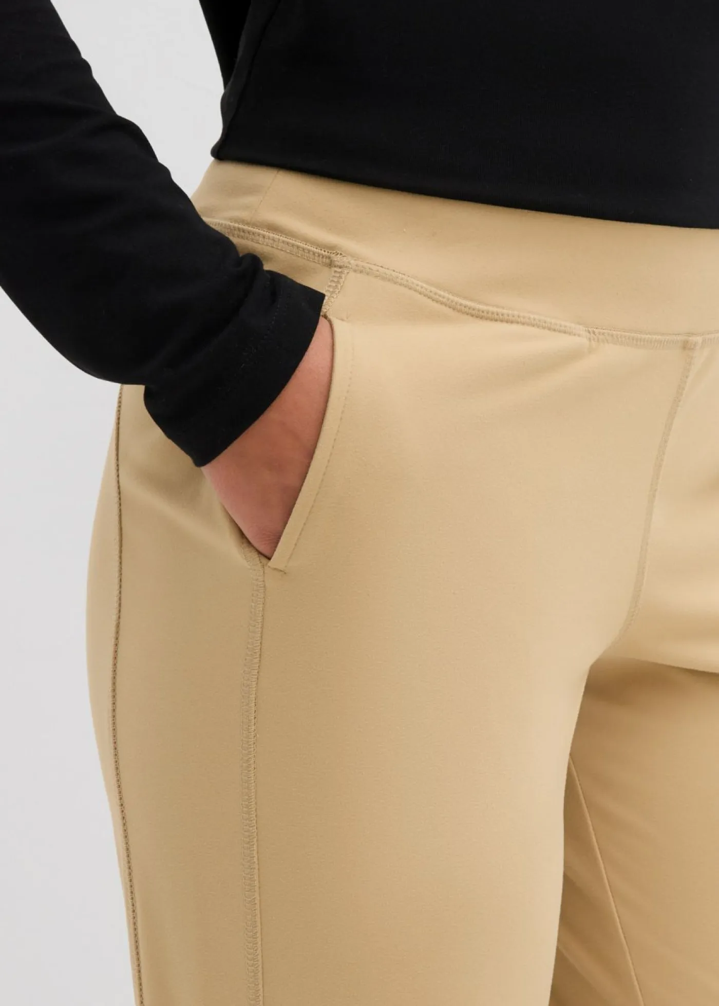bonprix bonprix Pantalones>Pantalón capri de material suave Caqui claro