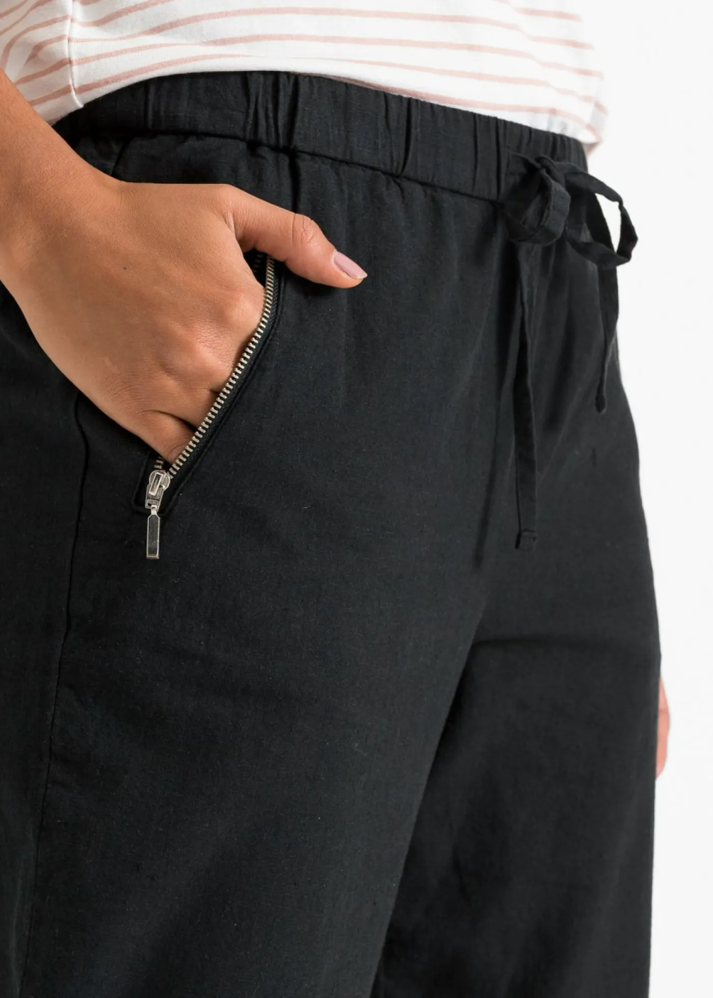 Mujer bonprix bonprix Pantalón capri de mezcla ligera de lino