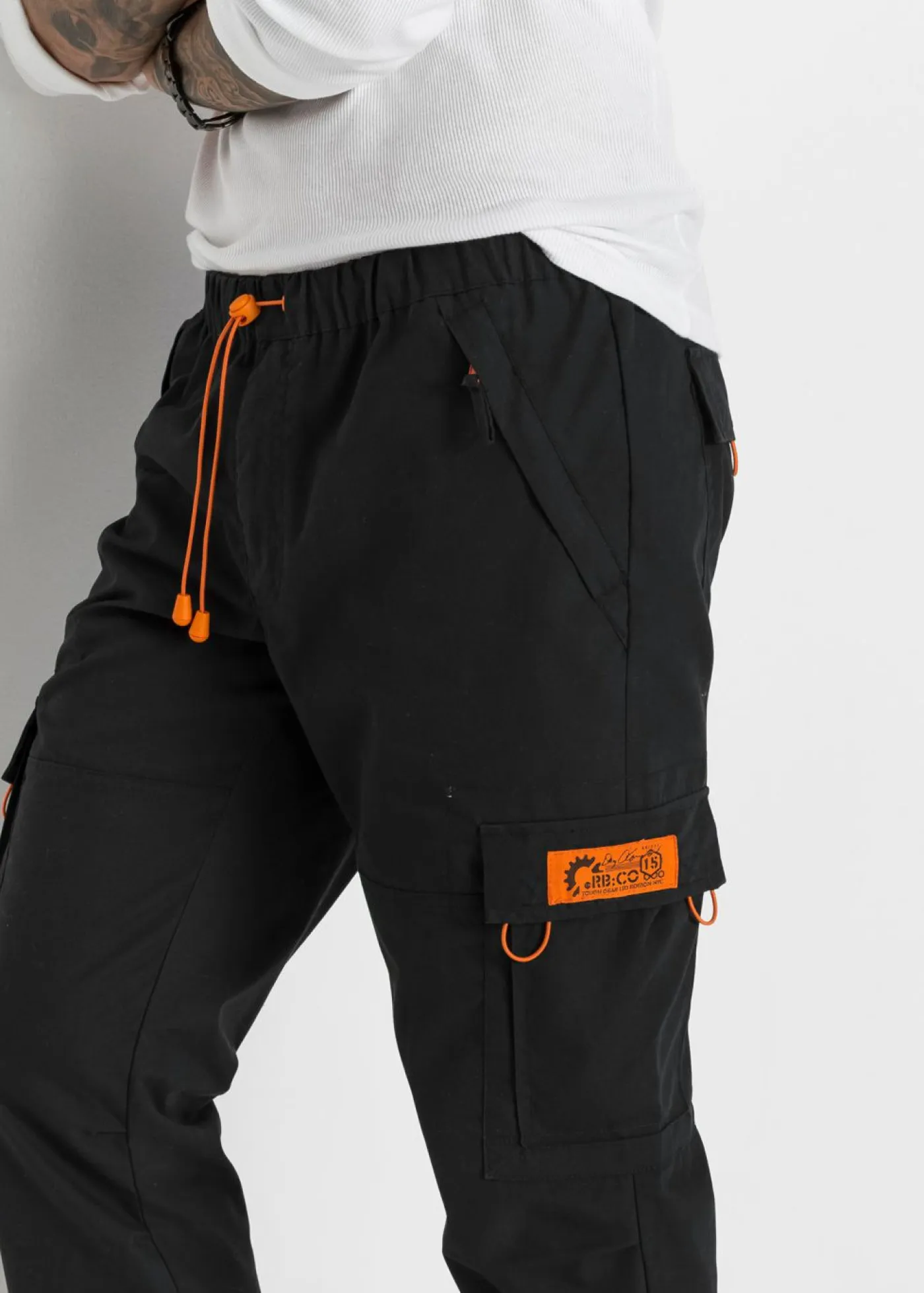 bonprix bonprix Pantalones>Pantalón cargo, sin cierre, relaxed fit, straight Negro/naranja