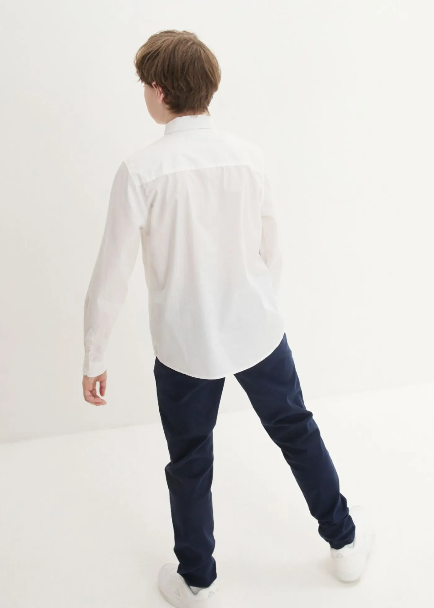 bonprix bonprix Ropa 9 A 16 Años·Pantalones|Ropa 9 A 16 Años·Conjuntos Y Camisas>Pantalón chino, camisa de manga larga y corbata (conjunto de 3 piezas) Azul marino-blanco