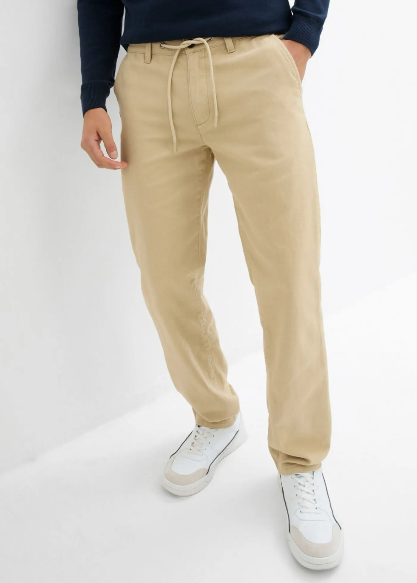 Hombre bonprix bonprix Pantalón chino, relaxed fit, de algodón puro, straight