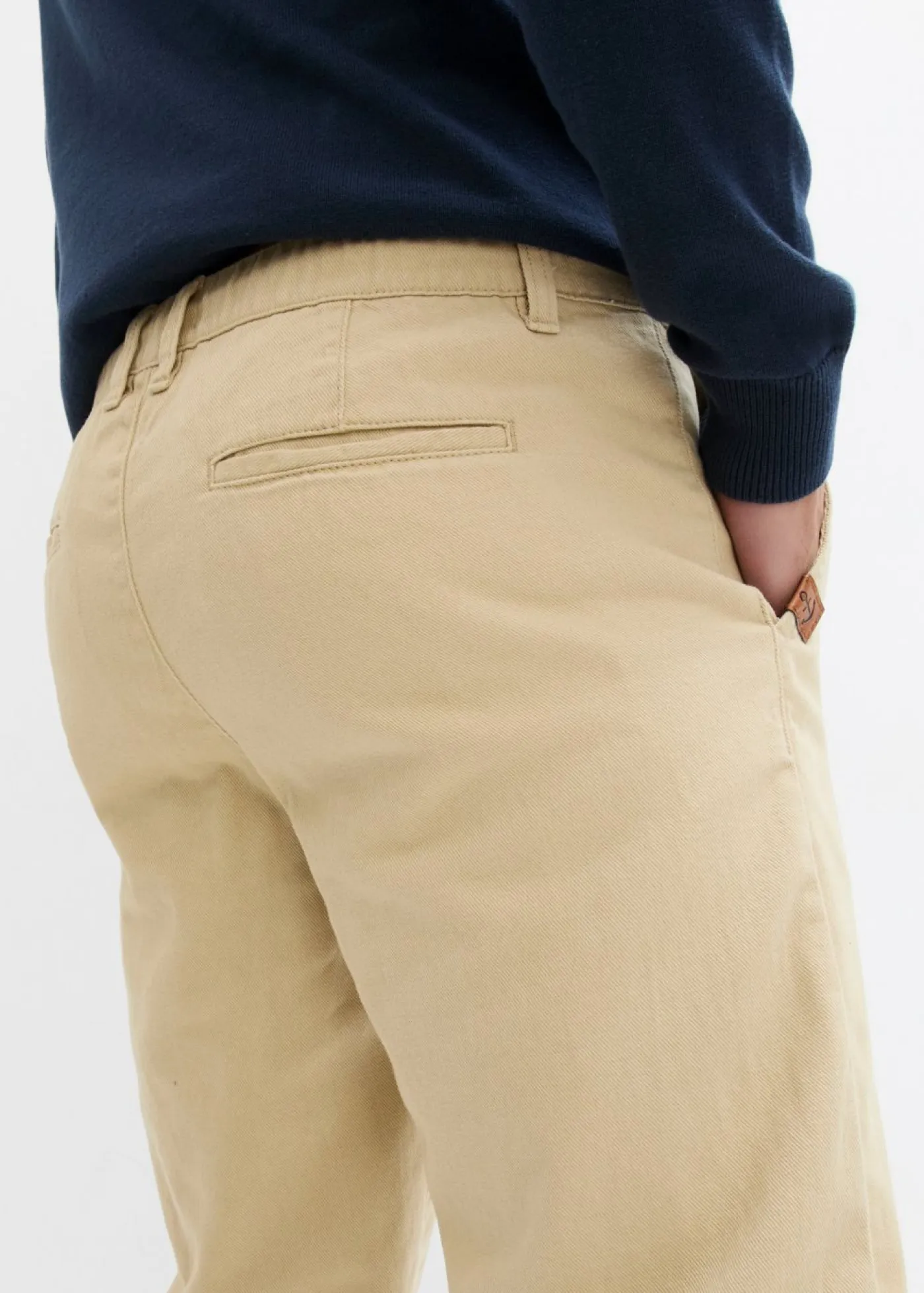 Hombre bonprix bonprix Pantalón chino, relaxed fit, de algodón puro, straight