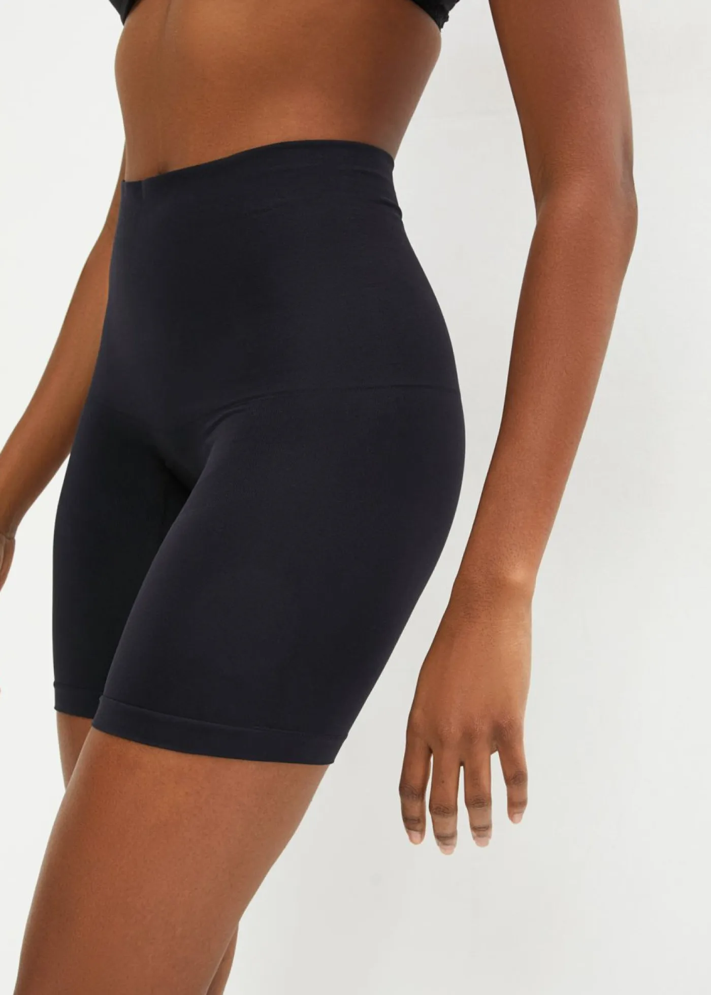 bonprix bonprix Sin Costuras|Ropa Interior Moldeadora>Pantalón ciclista con gran efecto moldeador Negro