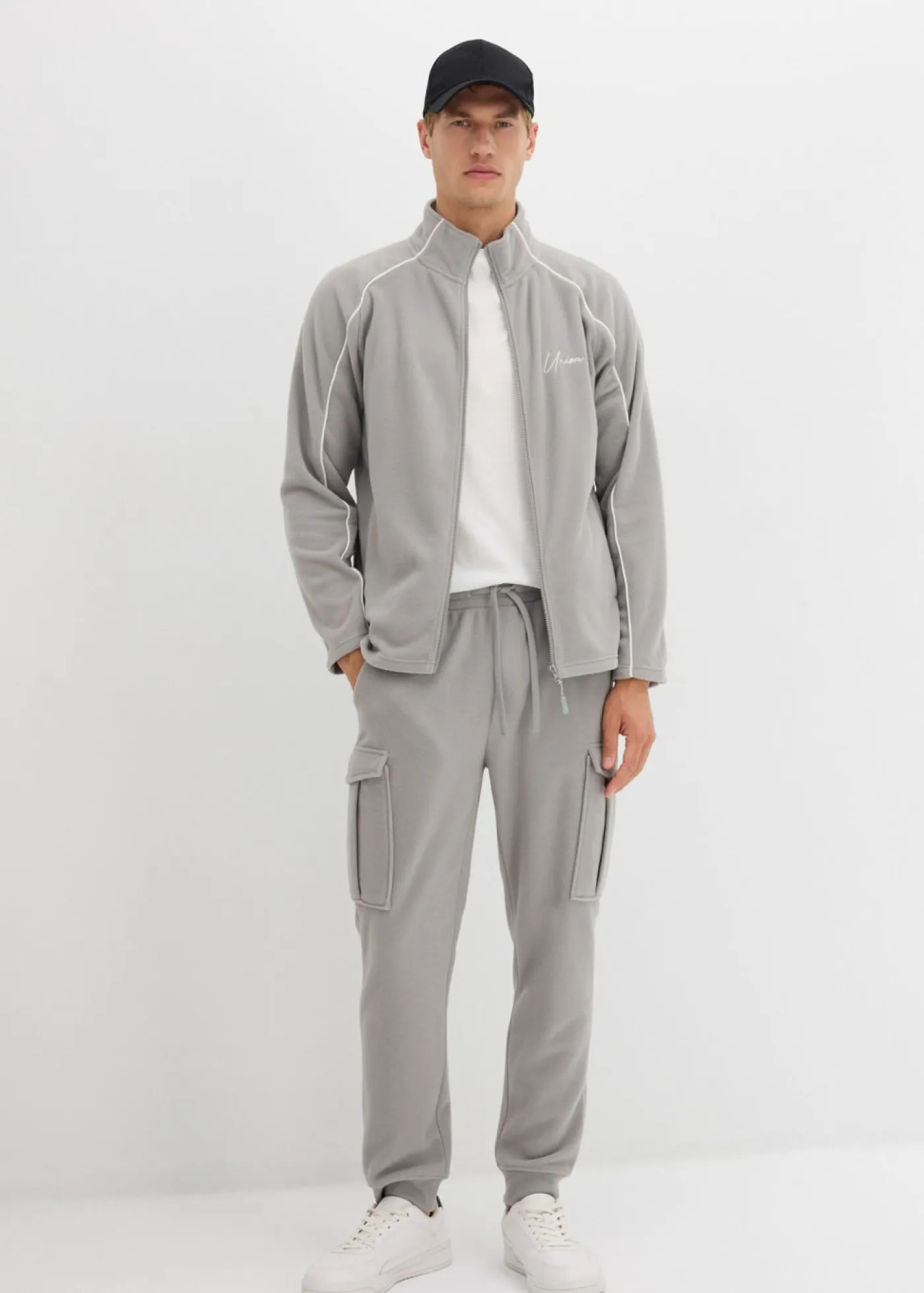 Hombre bonprix bonprix Pantalón cálido tipo cargo de felpa con corte regular