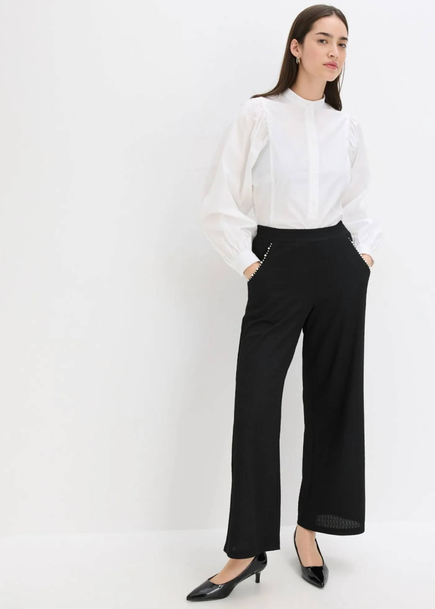 bonprix bonprix Pantalones>Pantalón con aplicaciones de perlas de punto estructurado Negro