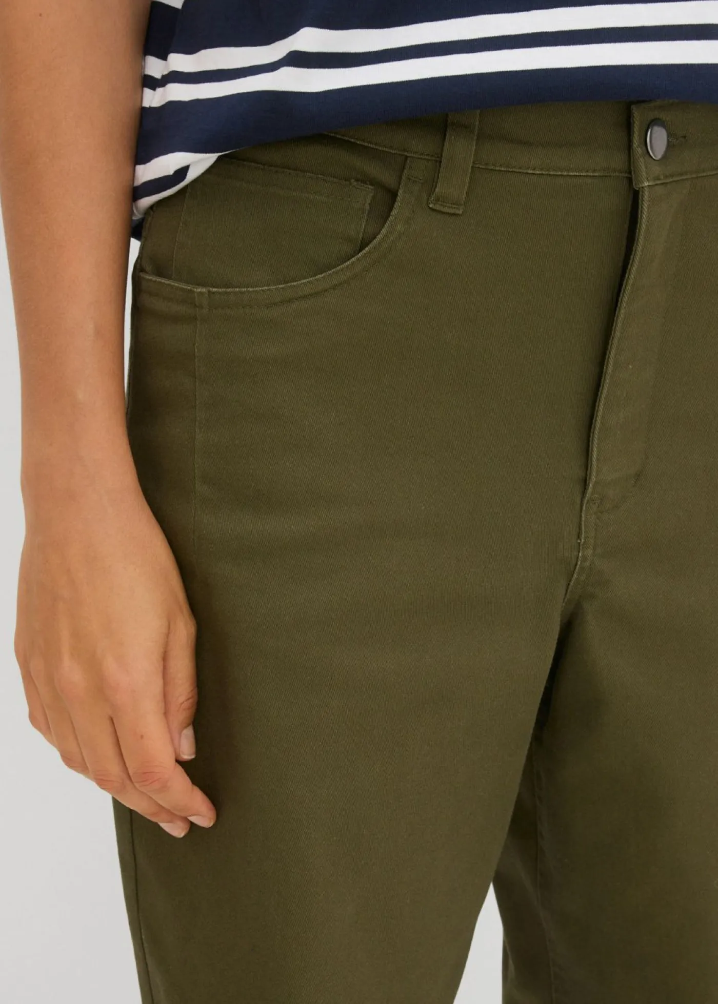 bonprix bonprix Pantalones|Novedades>Pantalón con cinturilla cómoda y corte barrel Verde oliva oscuro