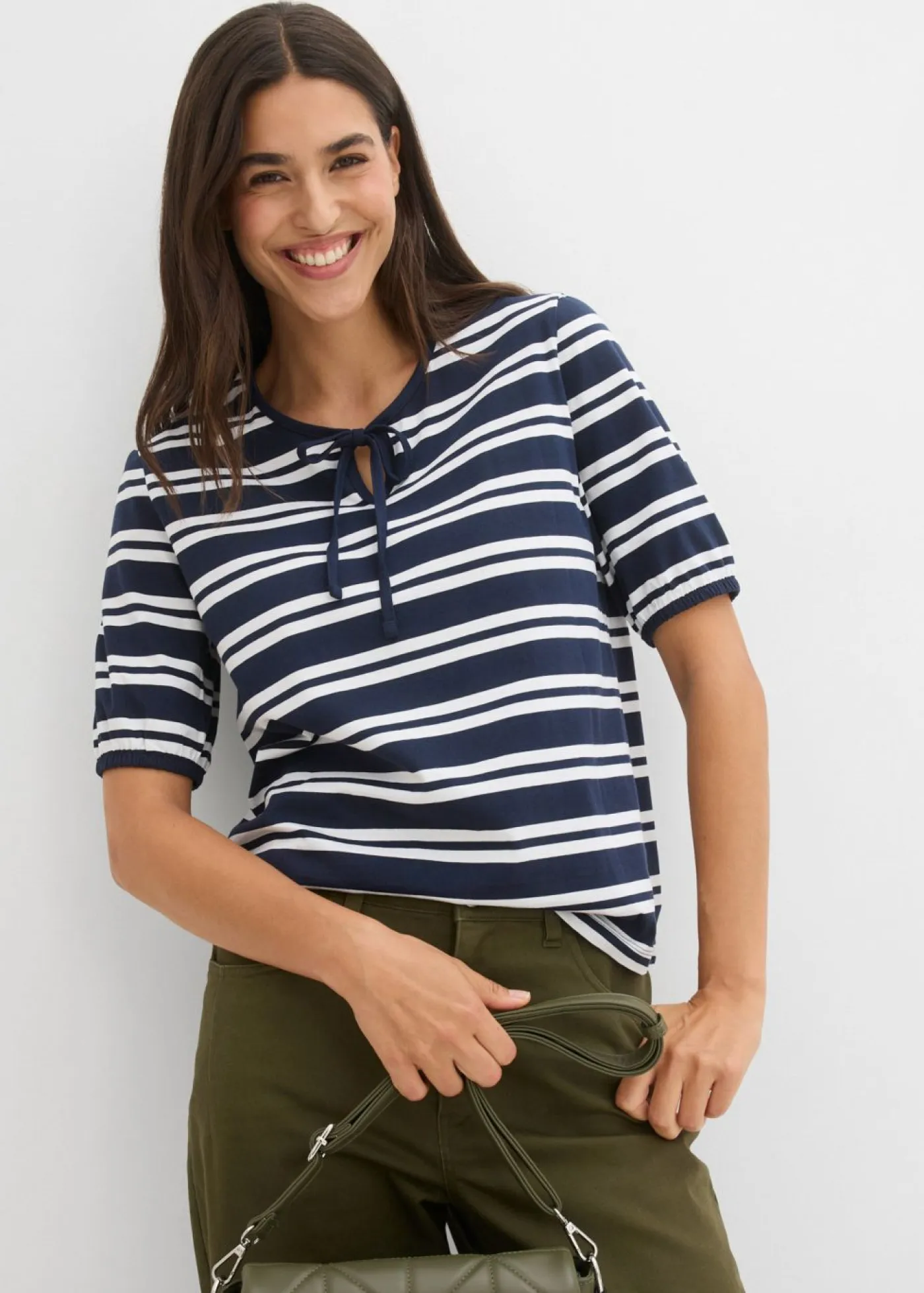 bonprix bonprix Pantalones|Novedades>Pantalón con cinturilla cómoda y corte barrel Verde oliva oscuro