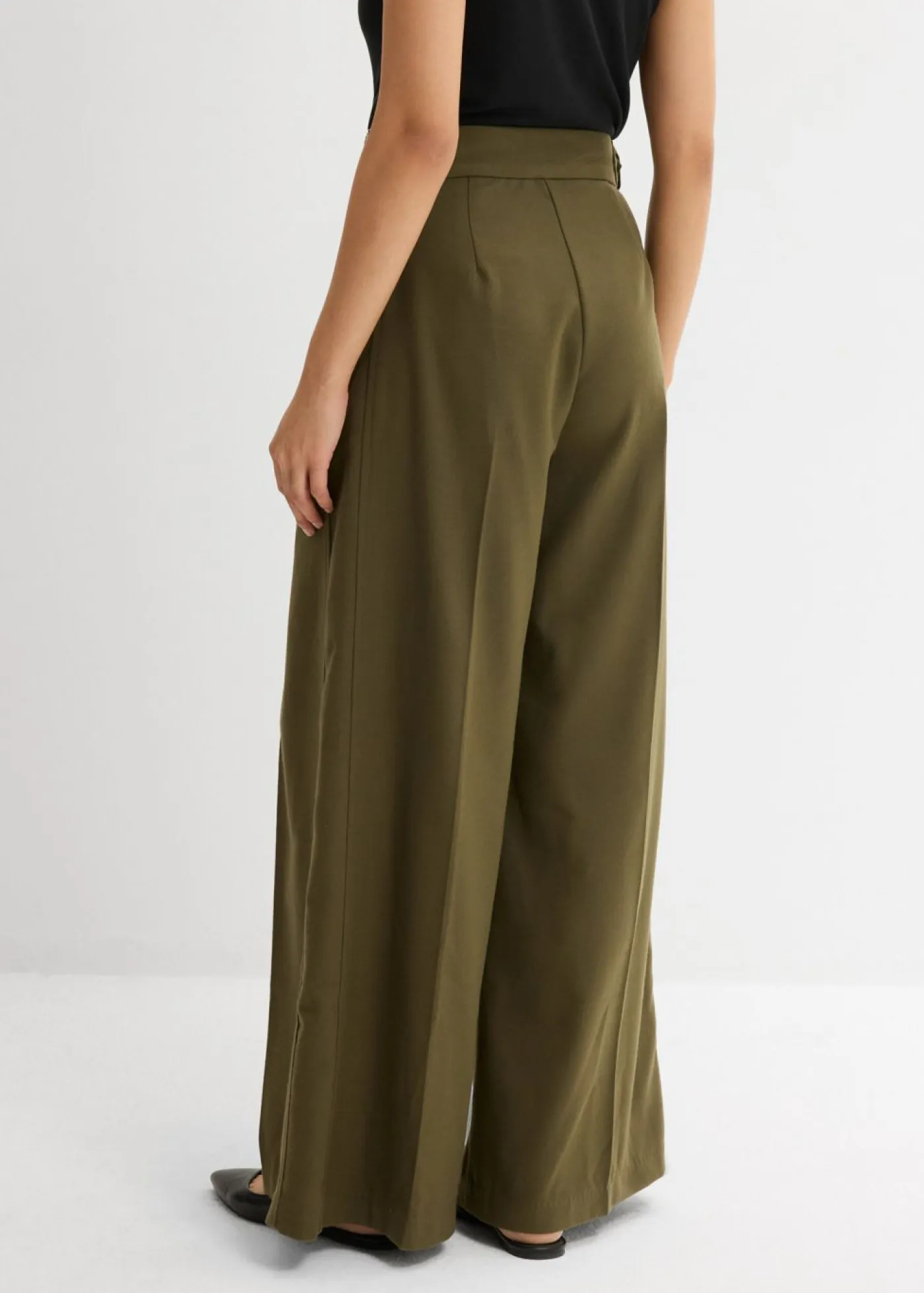 bonprix bonprix Esenciales|Pantalones>Pantalón con hebilla lateral de mezcla de viscosa Verde oliva oscuro