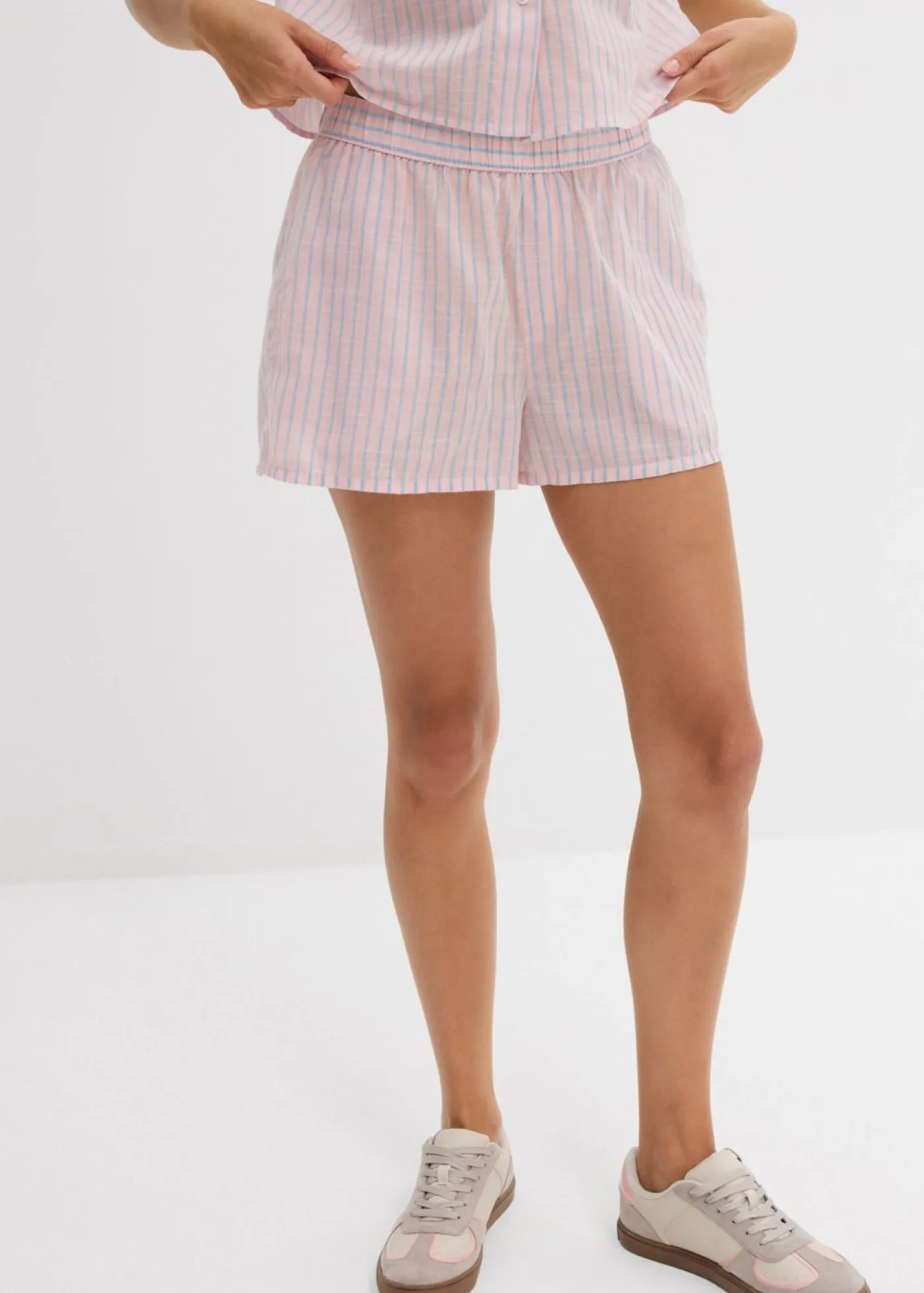 bonprix bonprix Shorts|Pantalones>Pantalón corto de algodón puro rosa pastel-azul claro con rayas