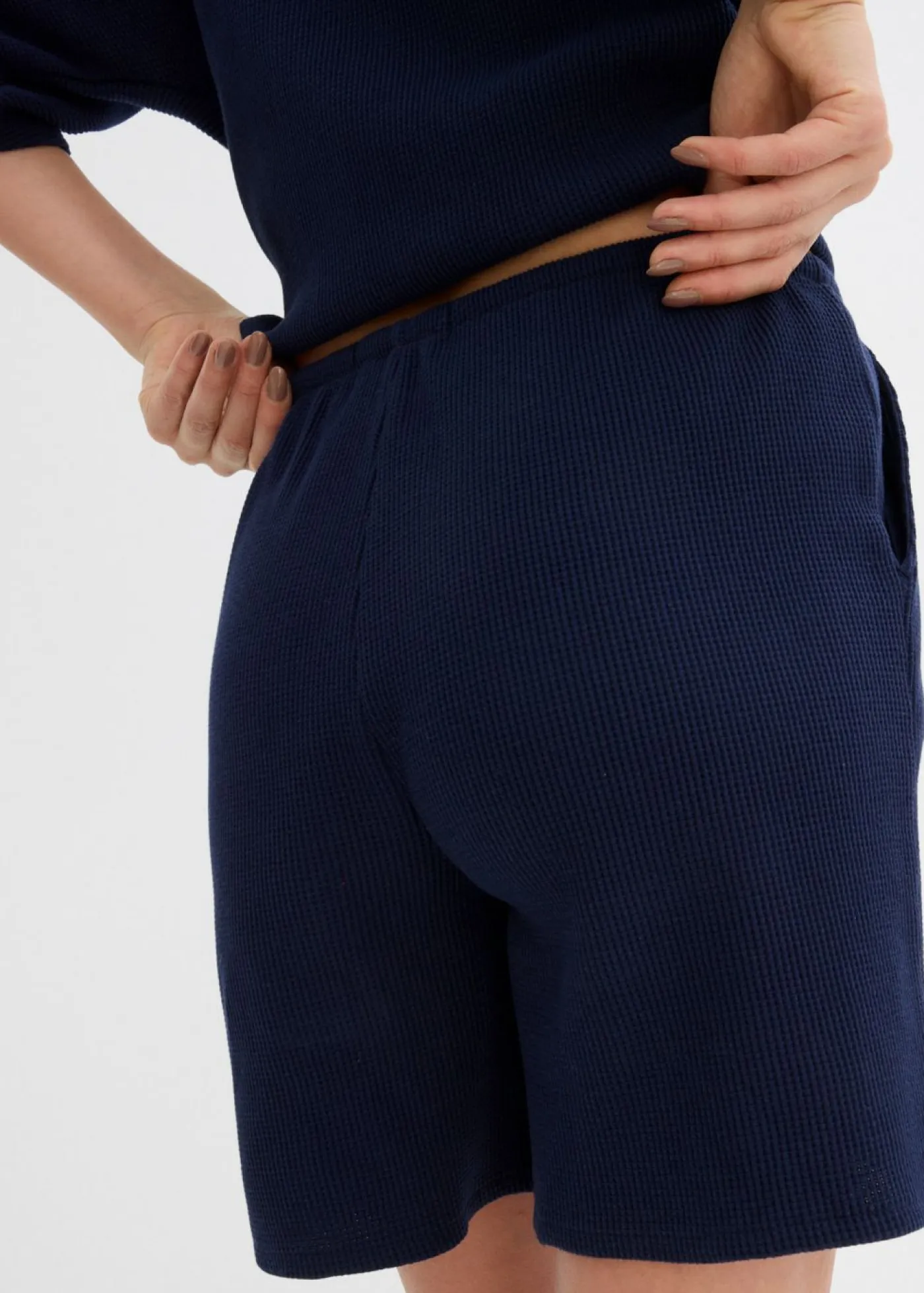 bonprix bonprix Conjuntos De Ropa|Shorts>Pantalón corto de algodón puro con estructura Azul marino