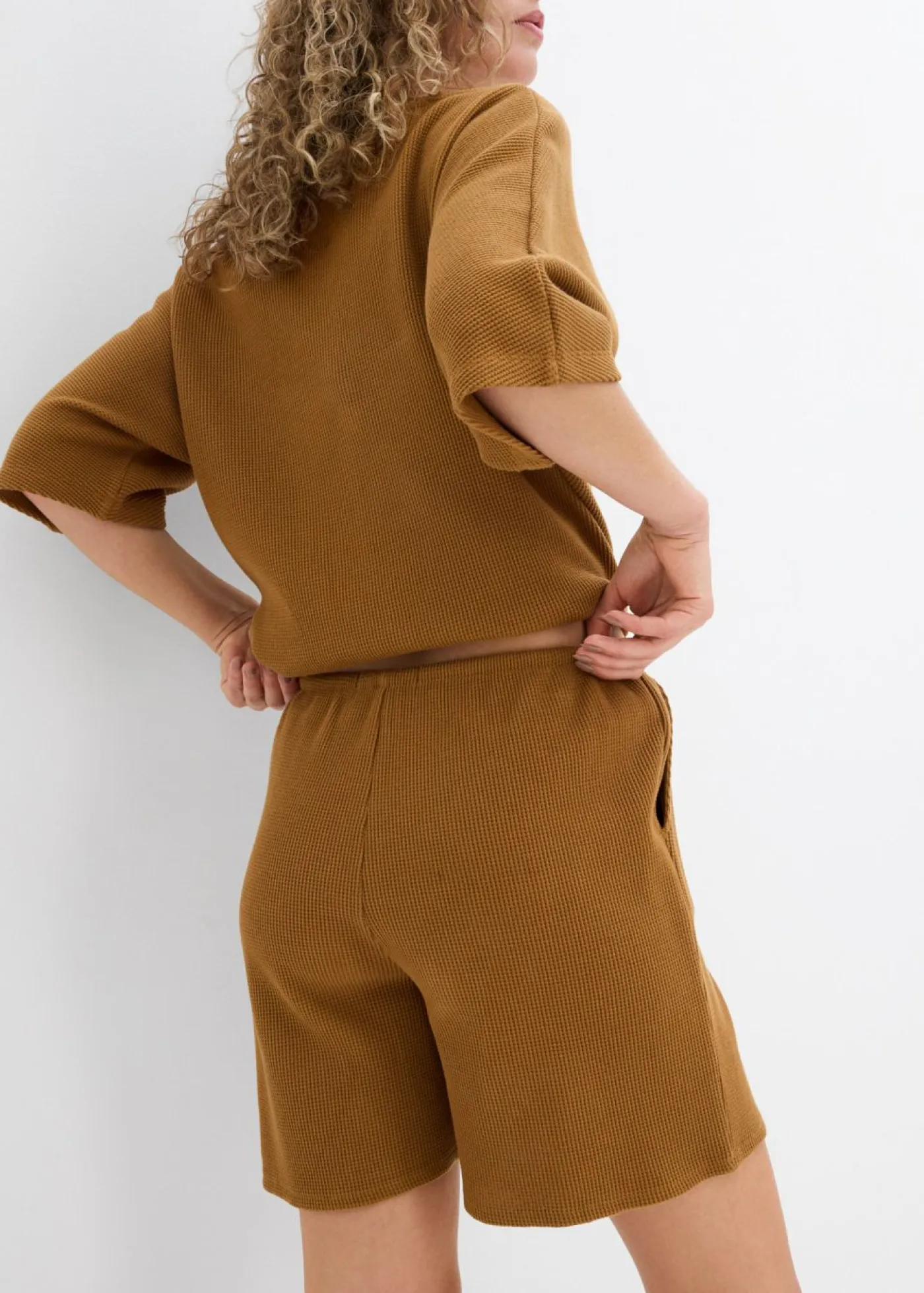 Mujer bonprix bonprix Pantalón corto de algodón puro con estructura