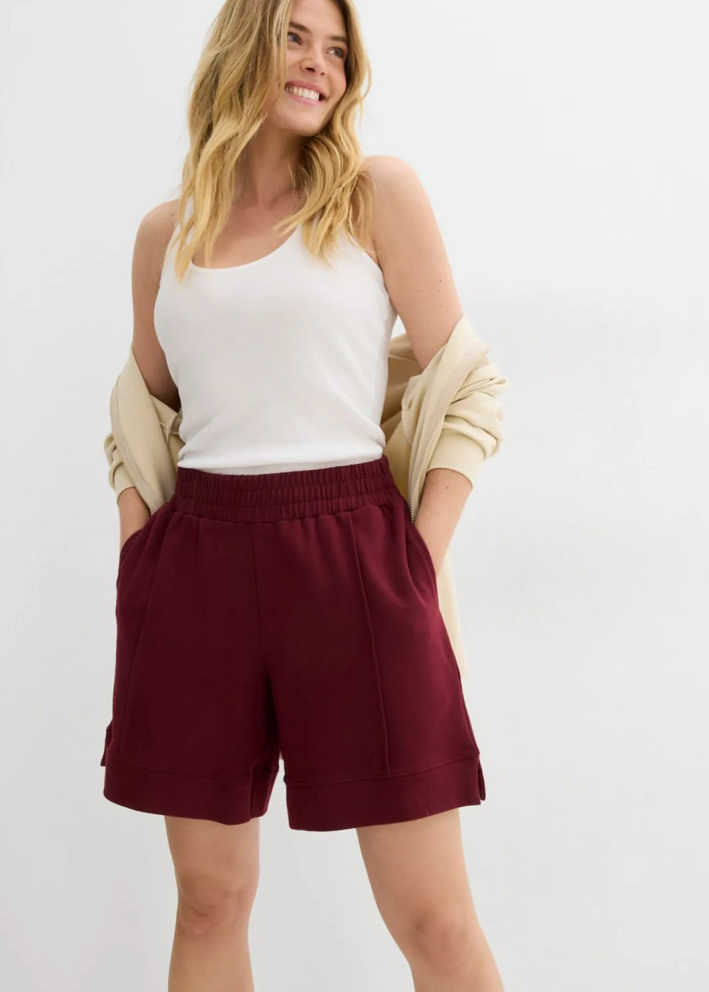 bonprix bonprix Shorts|Ropa Cómoda>Pantalón corto de chándal de mezcla de algodón rojo avellana