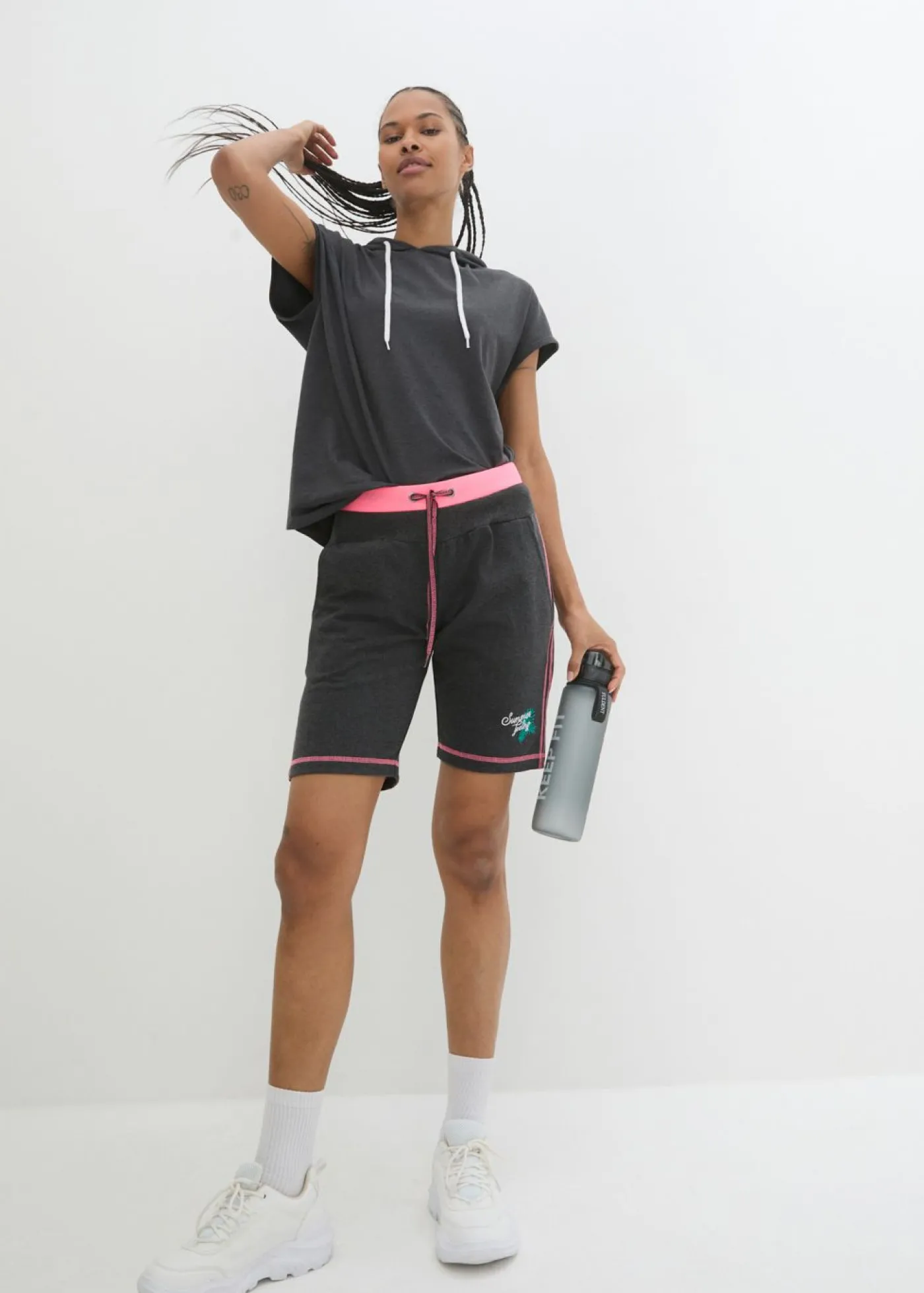 Mujer bonprix bonprix Pantalón corto de chándal de mezcla de algodón